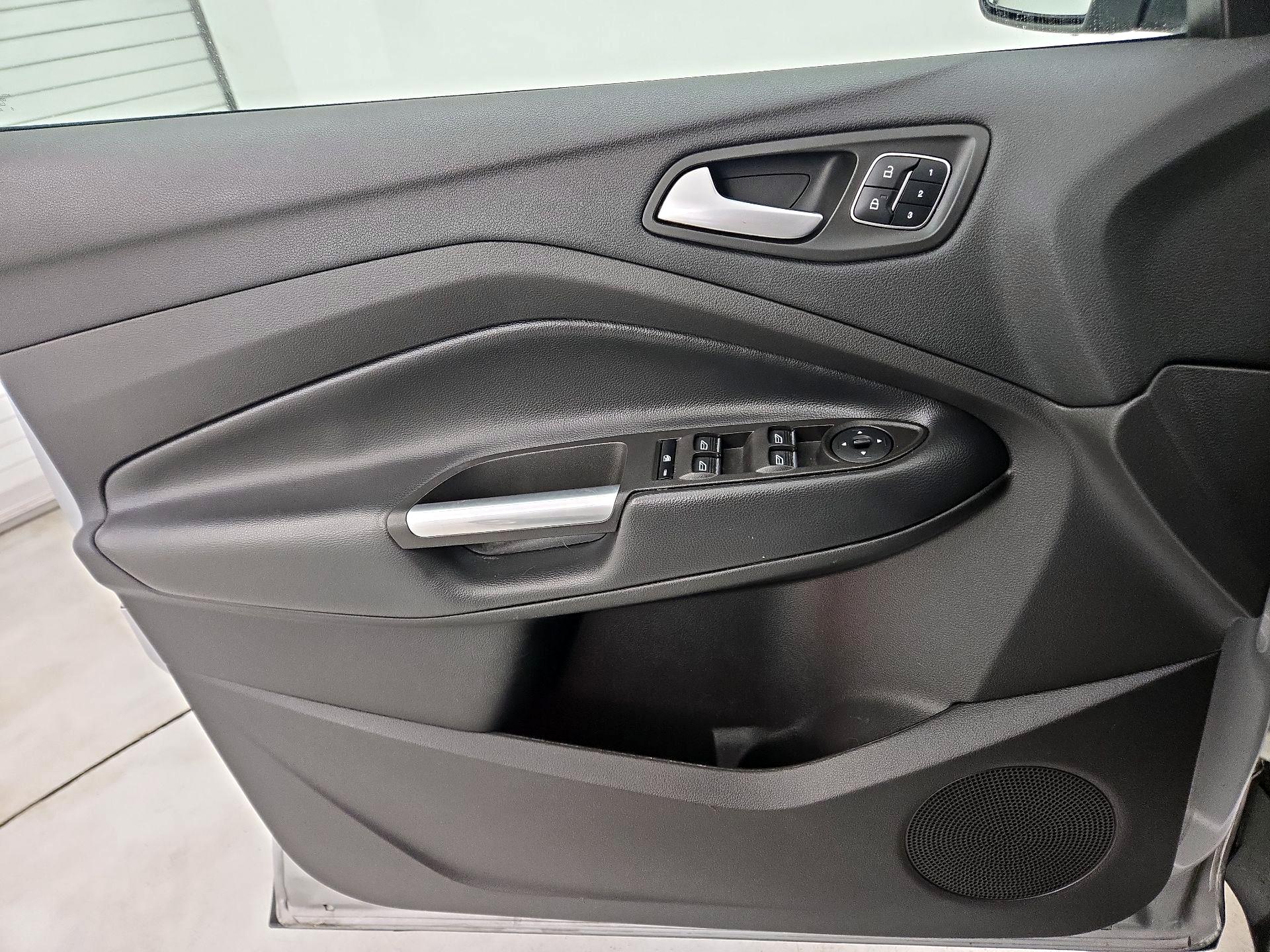 Thumbnail: 2019 Ford Escape - 12