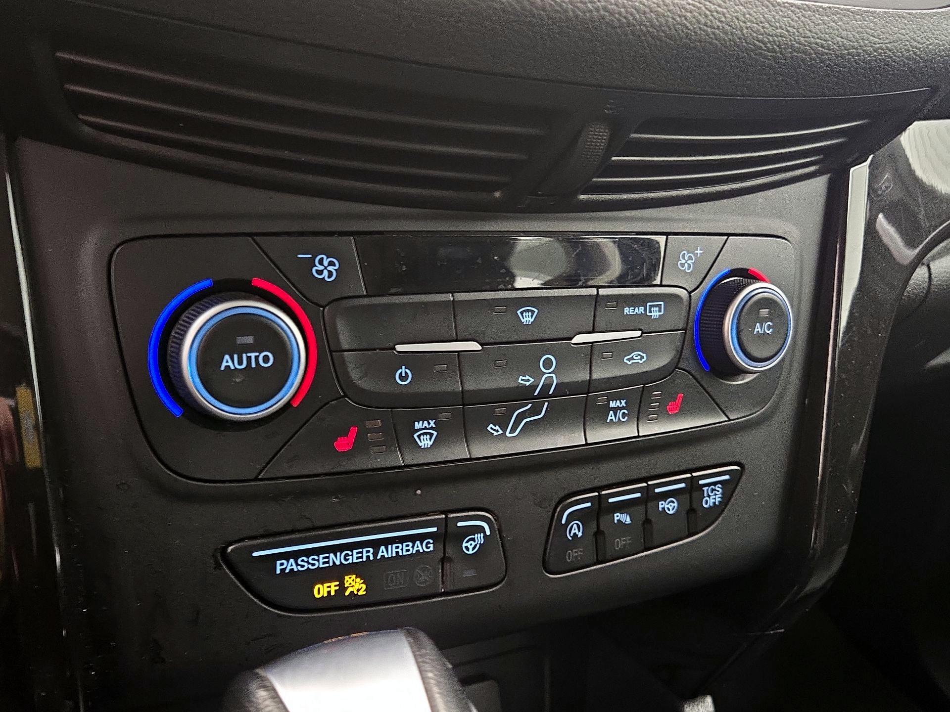 Thumbnail: 2019 Ford Escape - 17