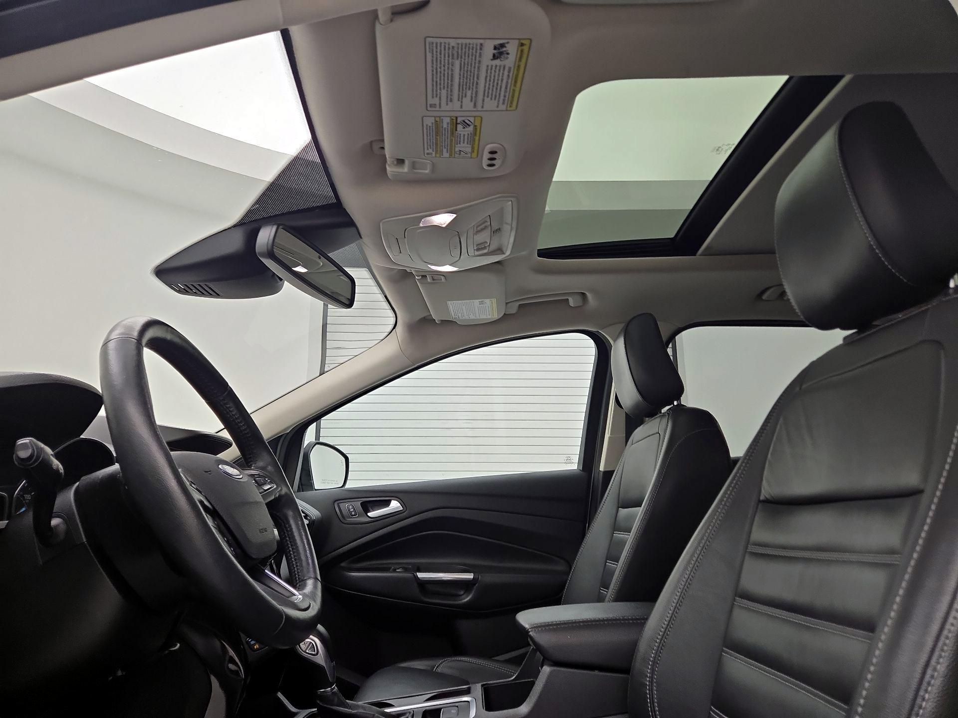 Thumbnail: 2019 Ford Escape - 20