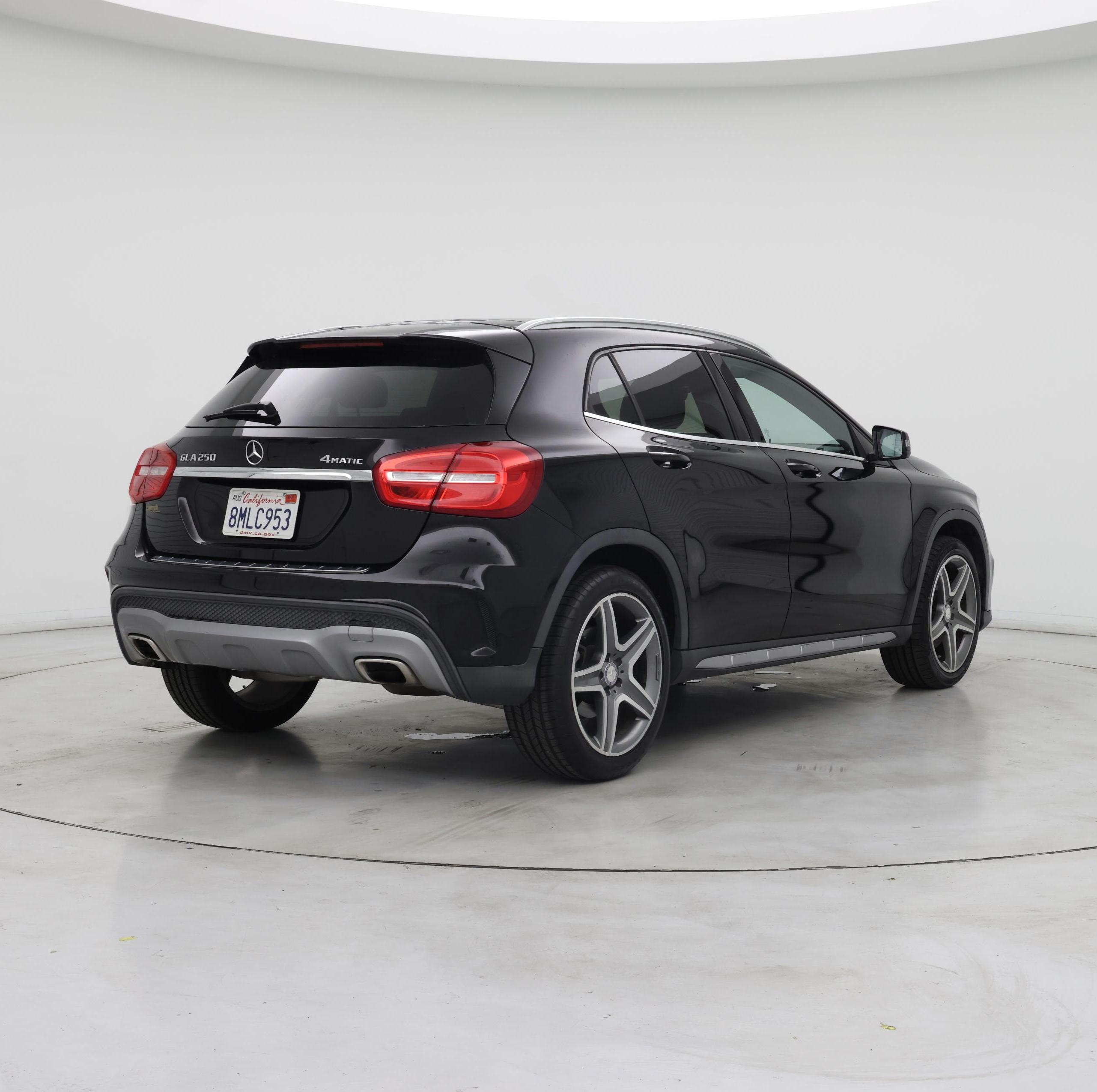 Thumbnail: 2016 Mercedes-Benz GLA - 8