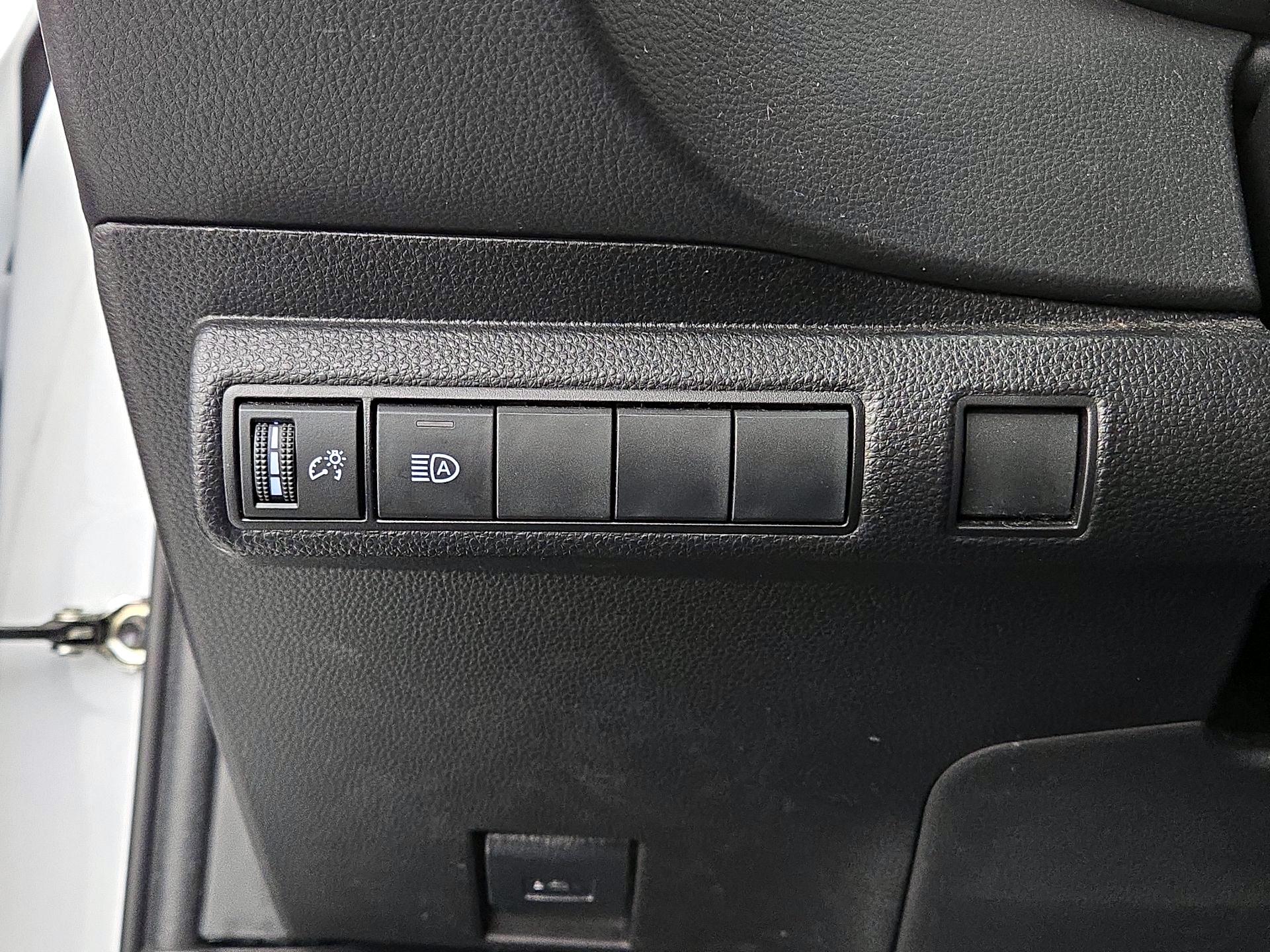 Thumbnail: 2022 Toyota Corolla - 13