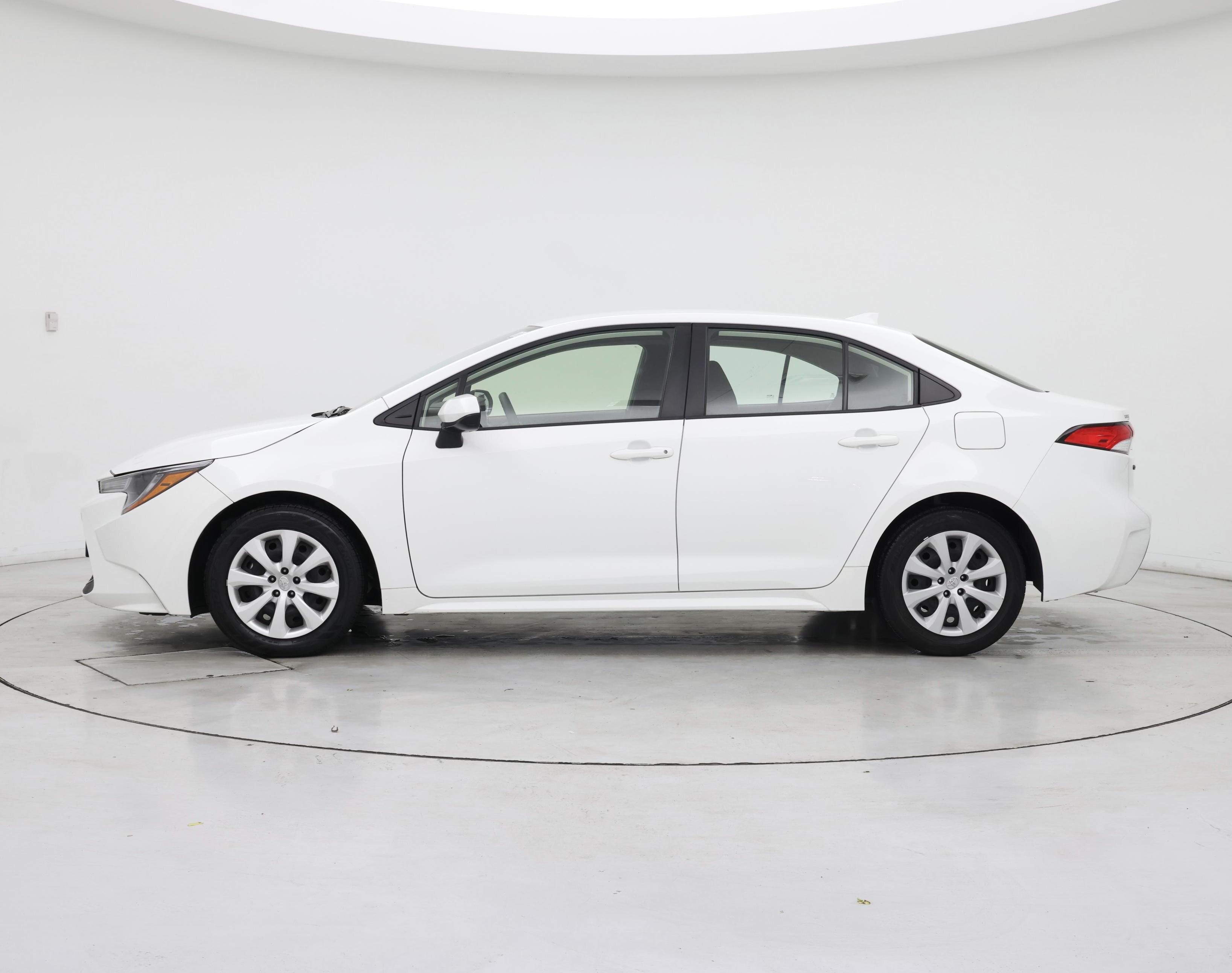 Thumbnail: 2022 Toyota Corolla - 3