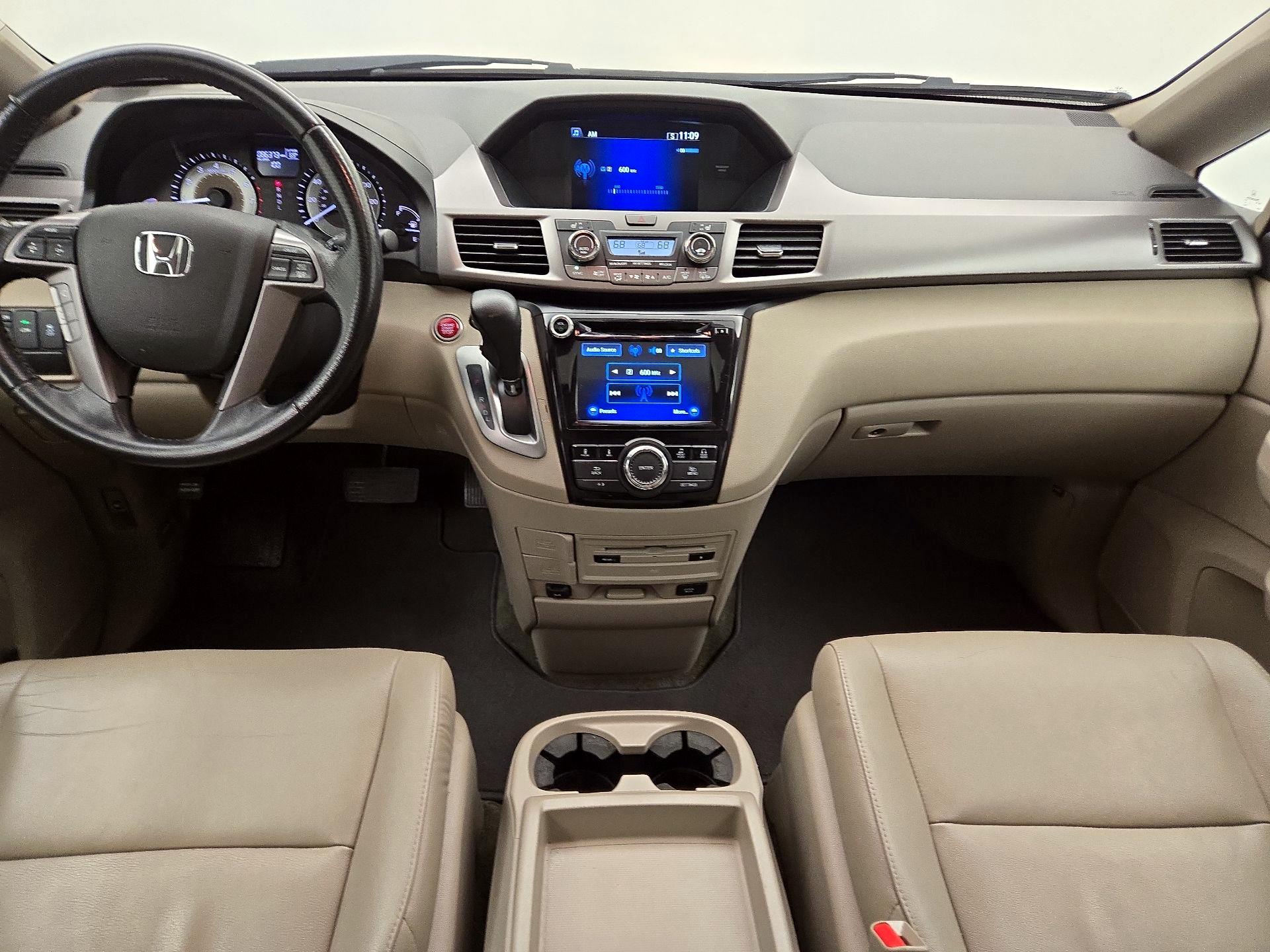 Thumbnail: 2015 Honda Odyssey - 9