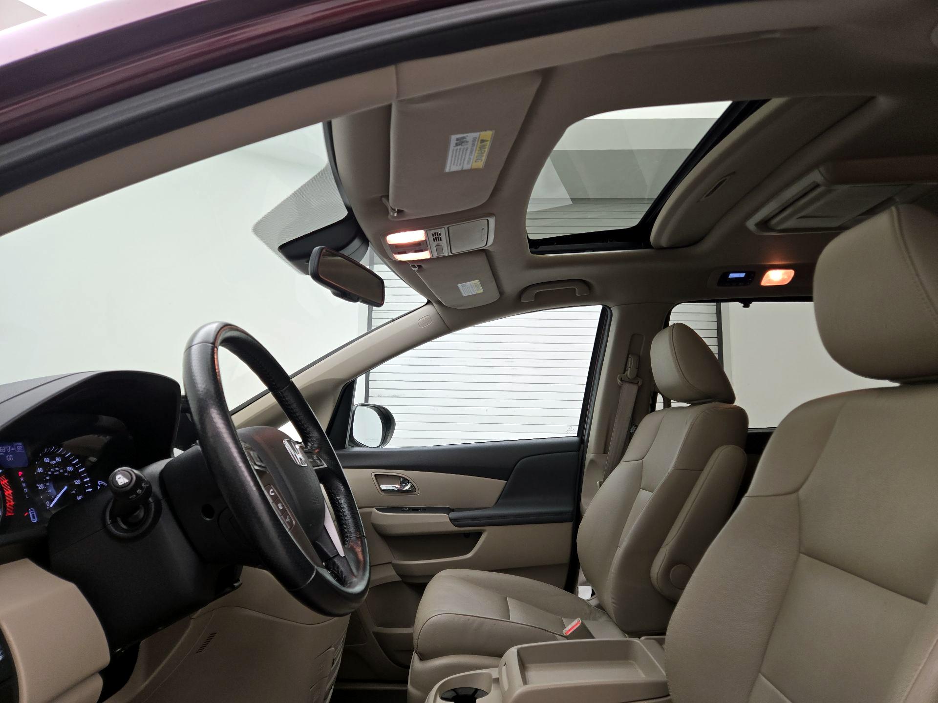 Thumbnail: 2015 Honda Odyssey - 20