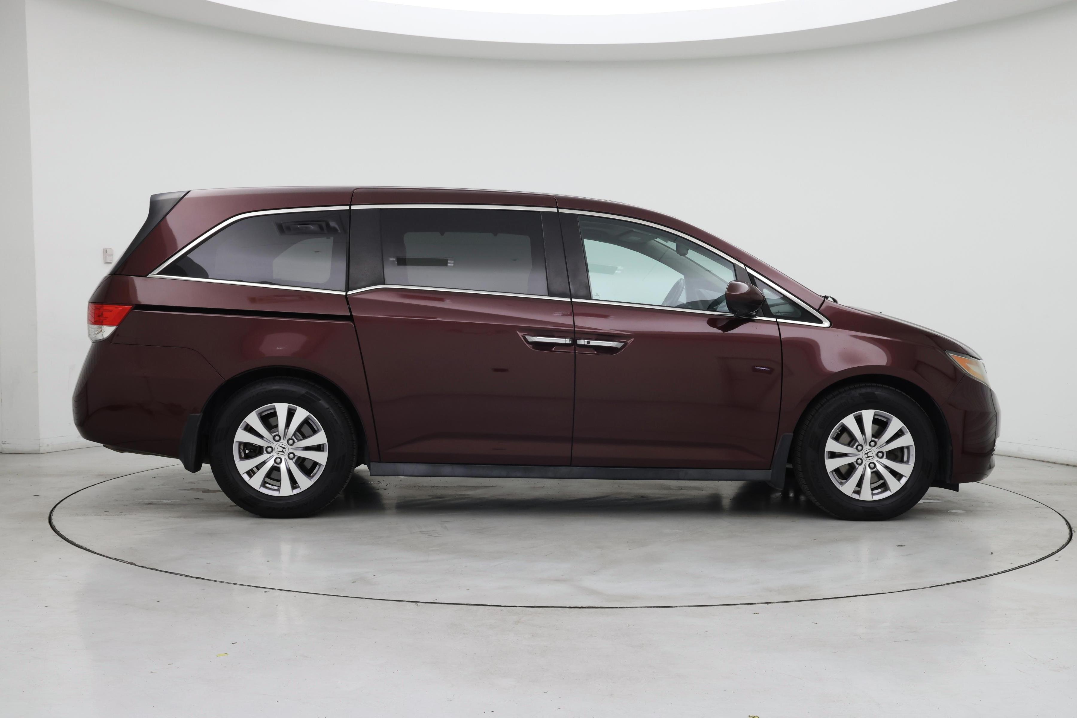 Thumbnail: 2015 Honda Odyssey - 7