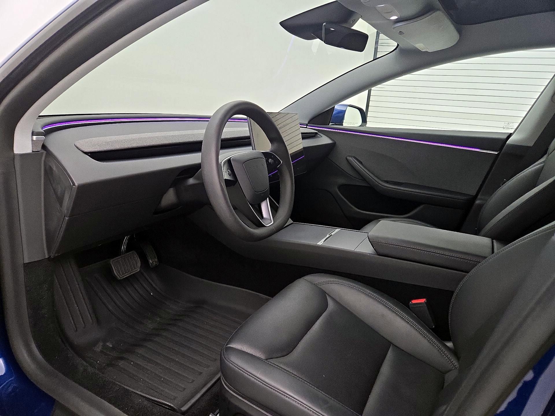 Thumbnail: 2025 Tesla Model 3 - 11