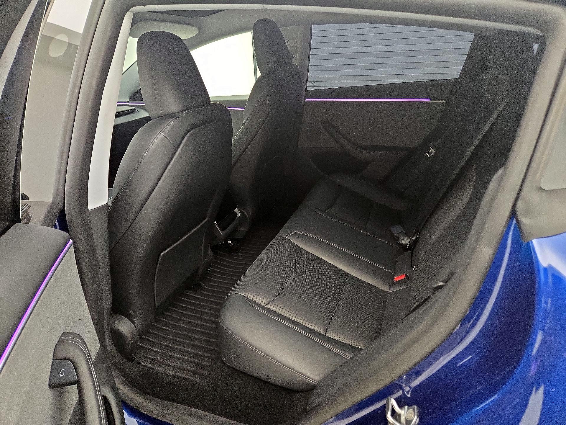 Thumbnail: 2025 Tesla Model 3 - 17