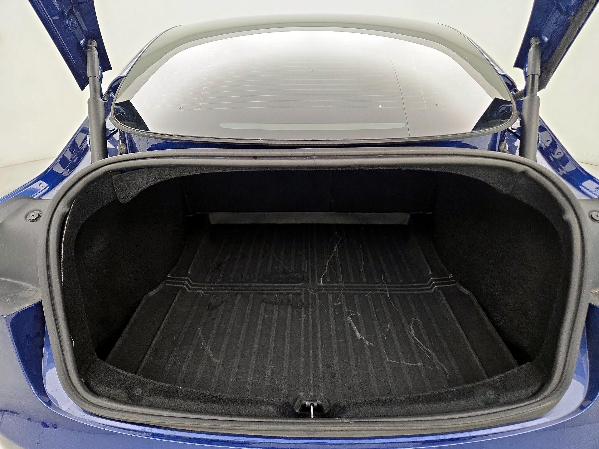 Thumbnail: 2025 Tesla Model 3 - 18