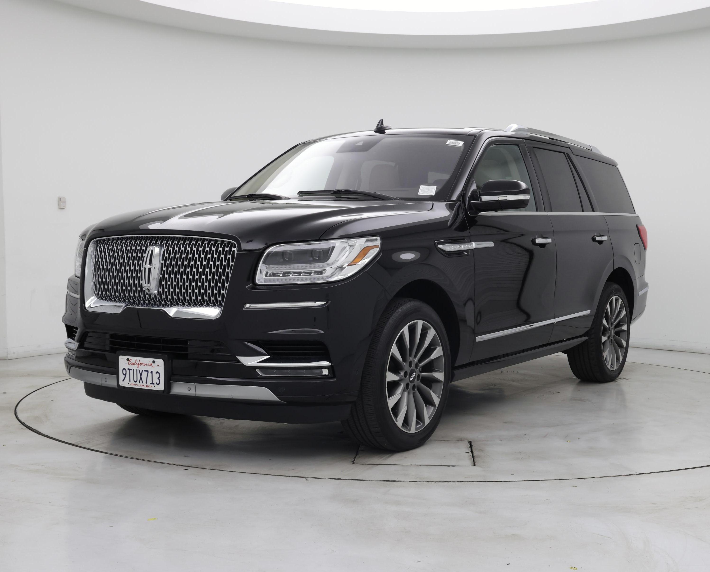 Thumbnail: 2019 Lincoln Navigator - 4