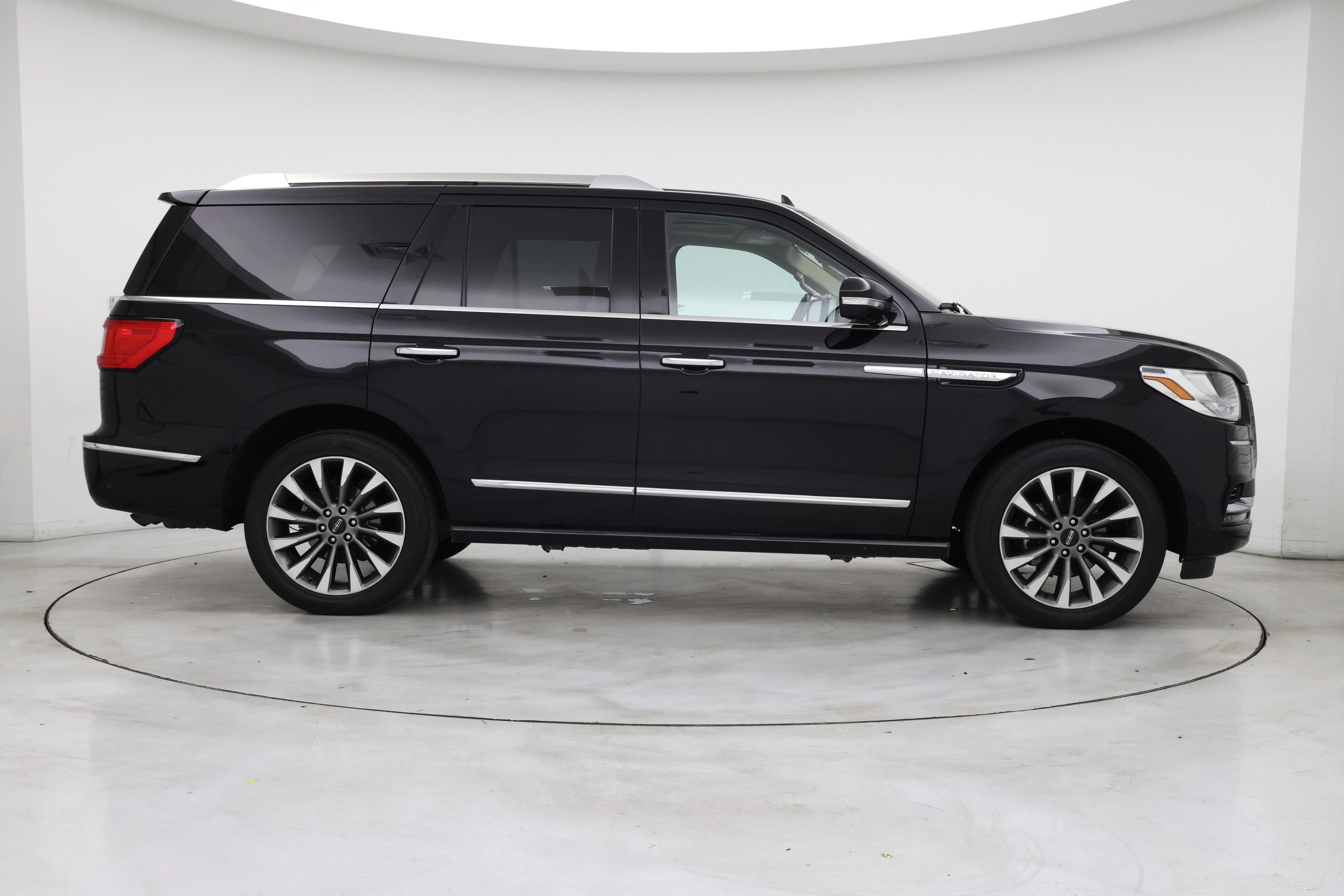 Thumbnail: 2019 Lincoln Navigator - 7