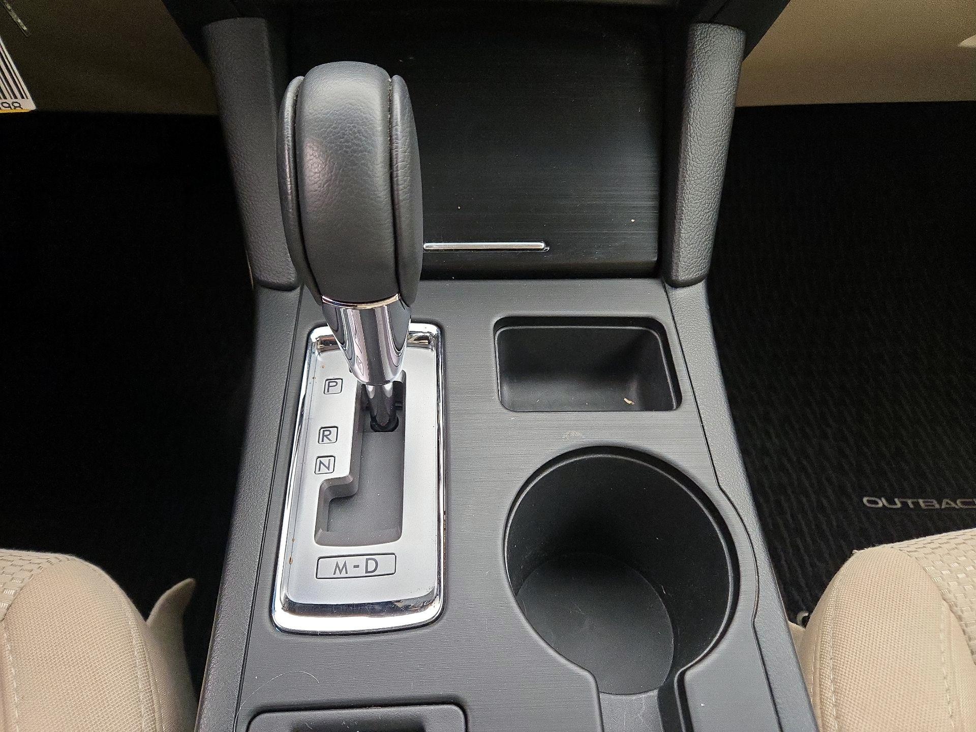 Thumbnail: 2015 Subaru Outback - 17