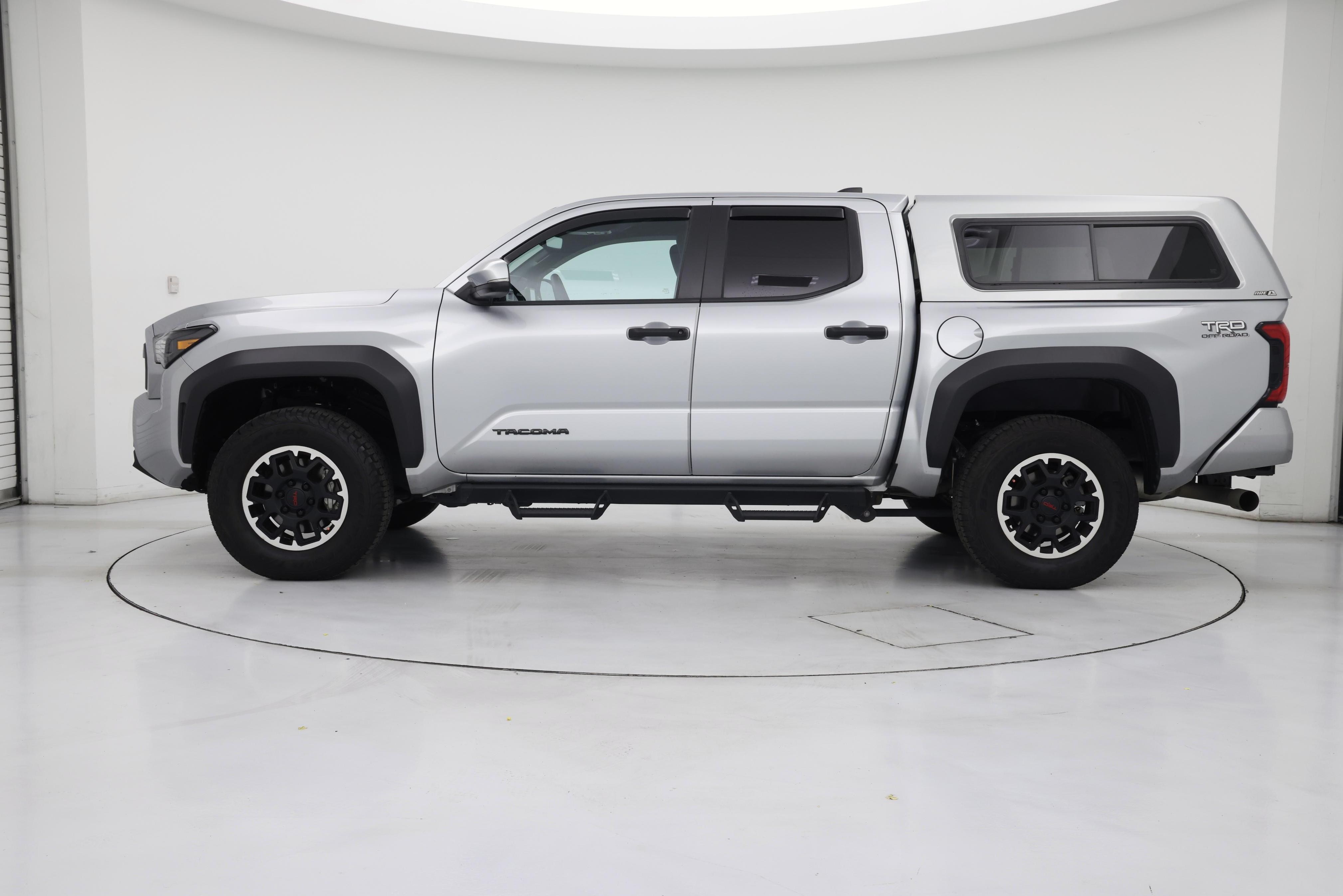 Thumbnail: 2024 Toyota Tacoma - 3
