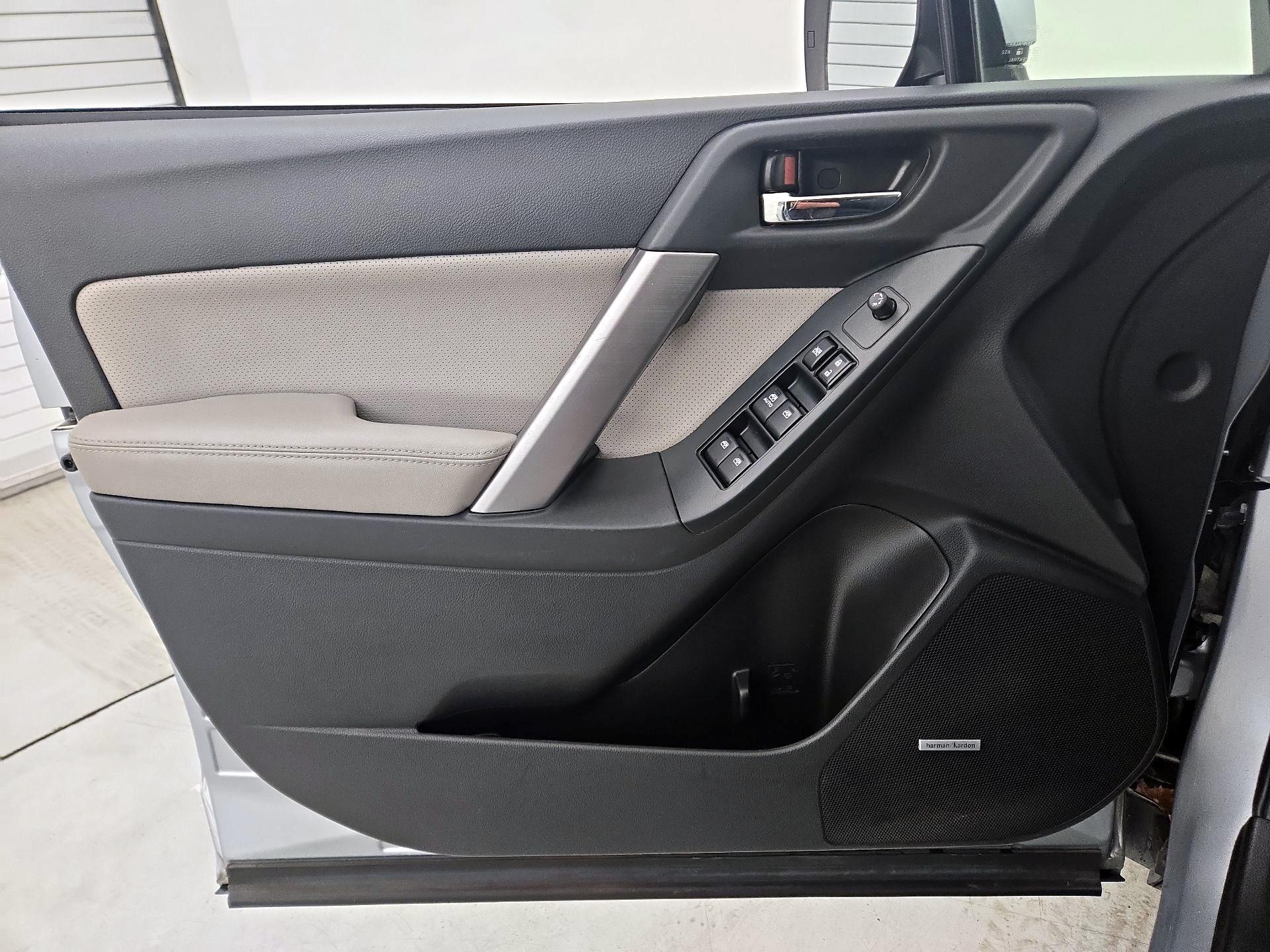 Thumbnail: 2015 Subaru Forester - 12