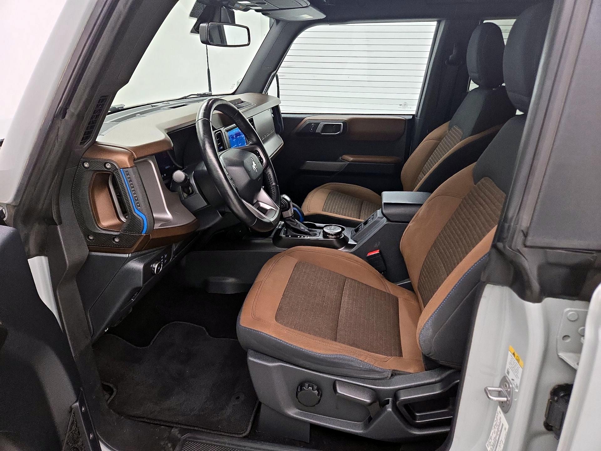 Thumbnail: 2021 Ford Bronco - 11