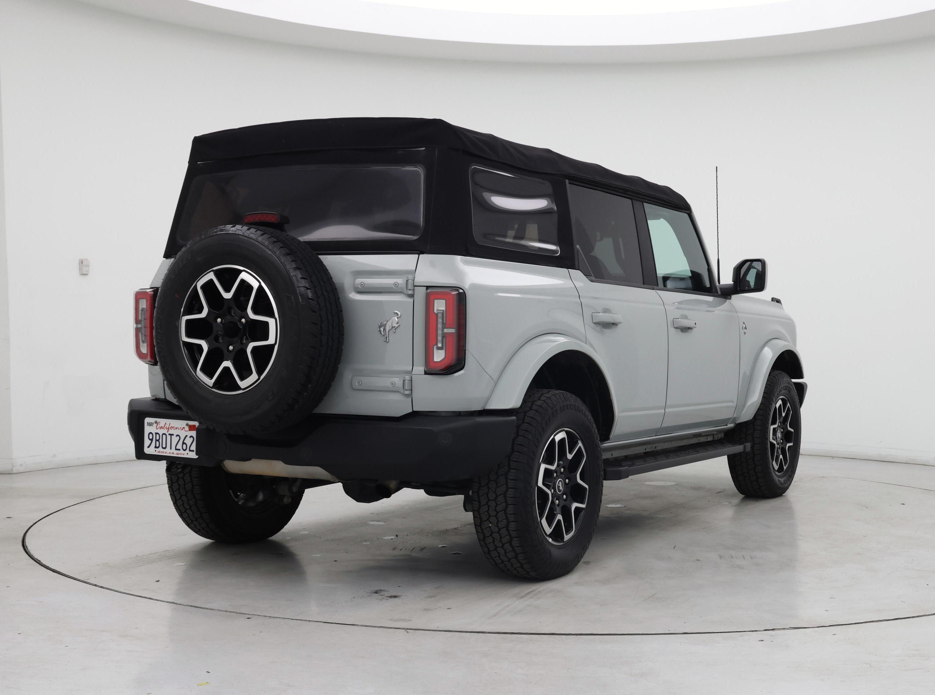 Thumbnail: 2021 Ford Bronco - 8