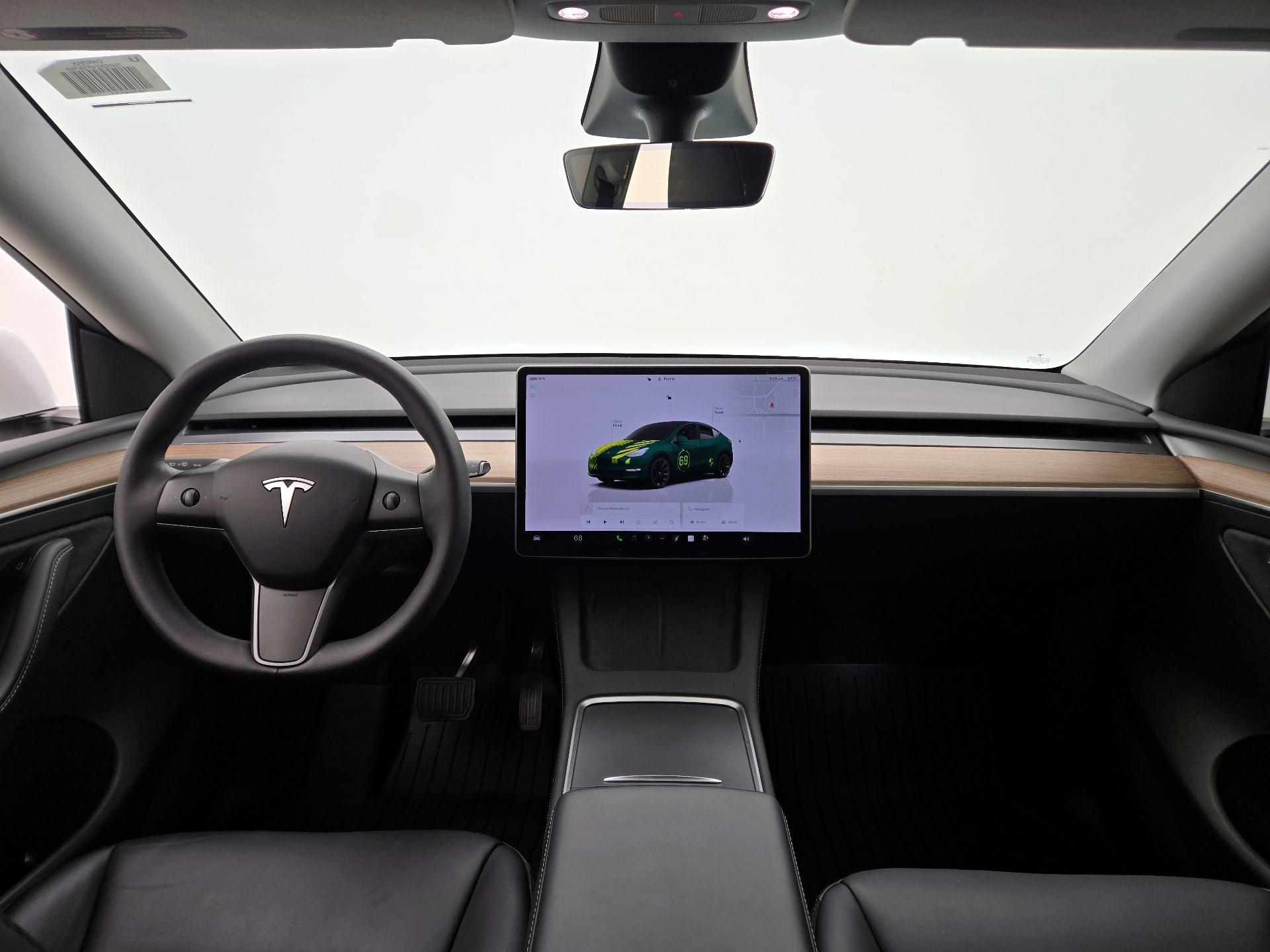 Thumbnail: 2023 Tesla Model Y - 9