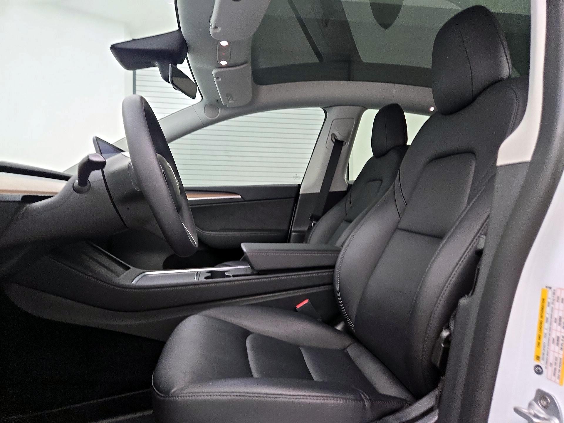 Thumbnail: 2023 Tesla Model Y - 18