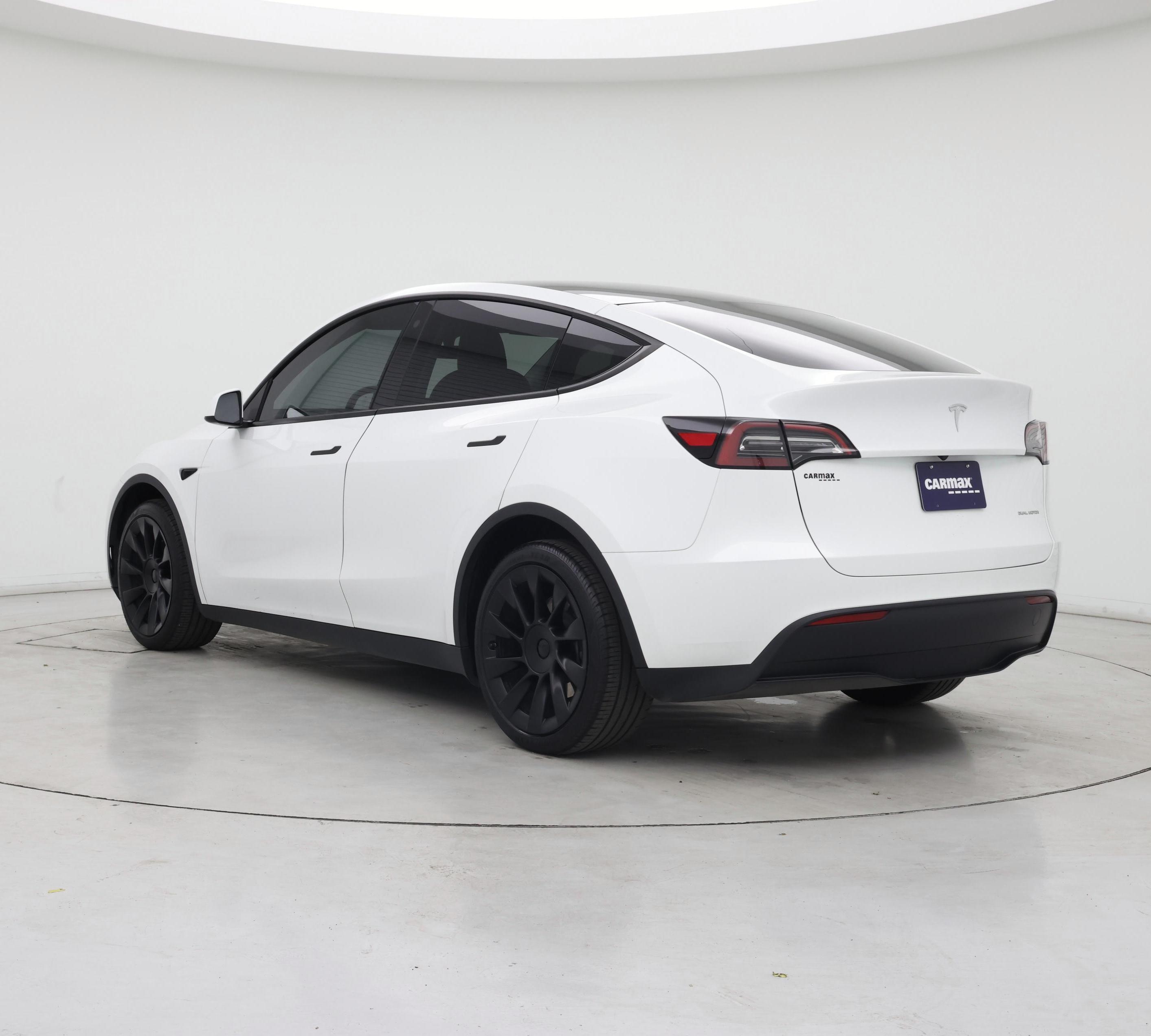 Thumbnail: 2023 Tesla Model Y - 2