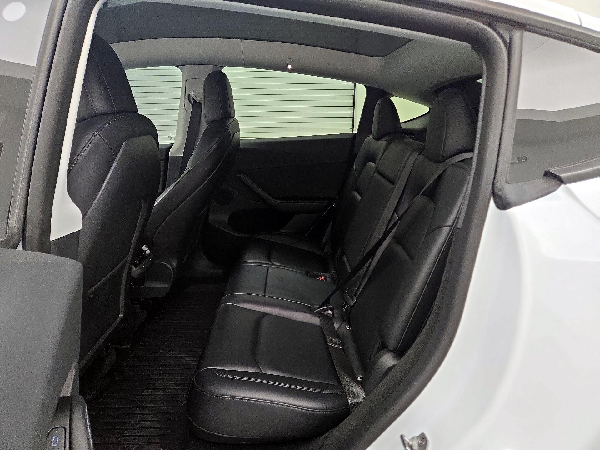 Thumbnail: 2023 Tesla Model Y - 19