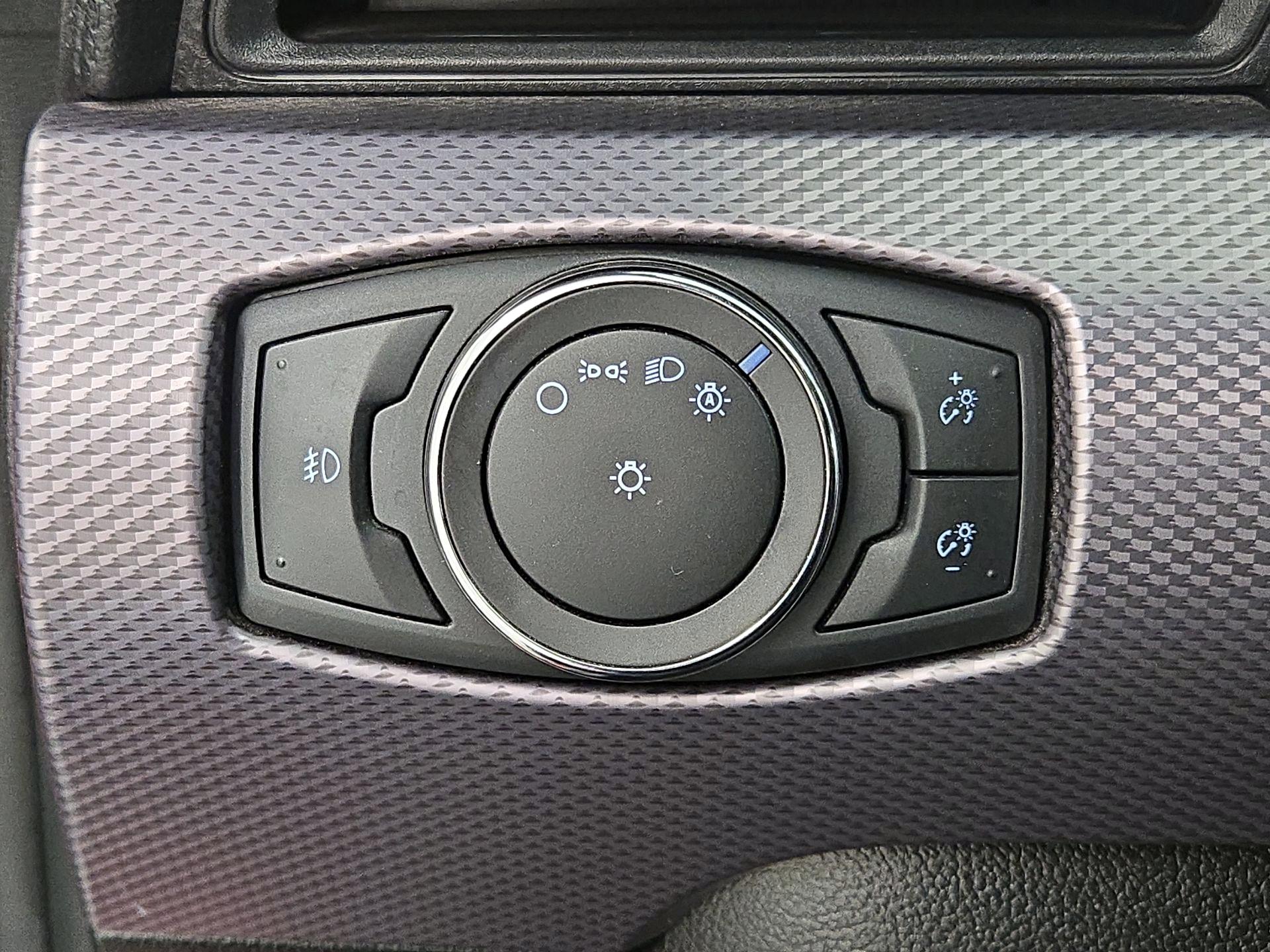 Thumbnail: 2016 Ford Mustang - 13