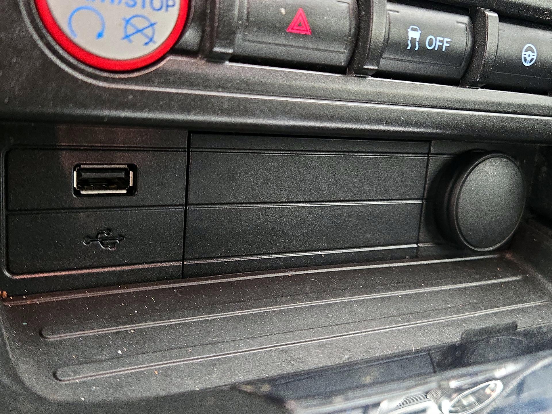 Thumbnail: 2016 Ford Mustang - 18