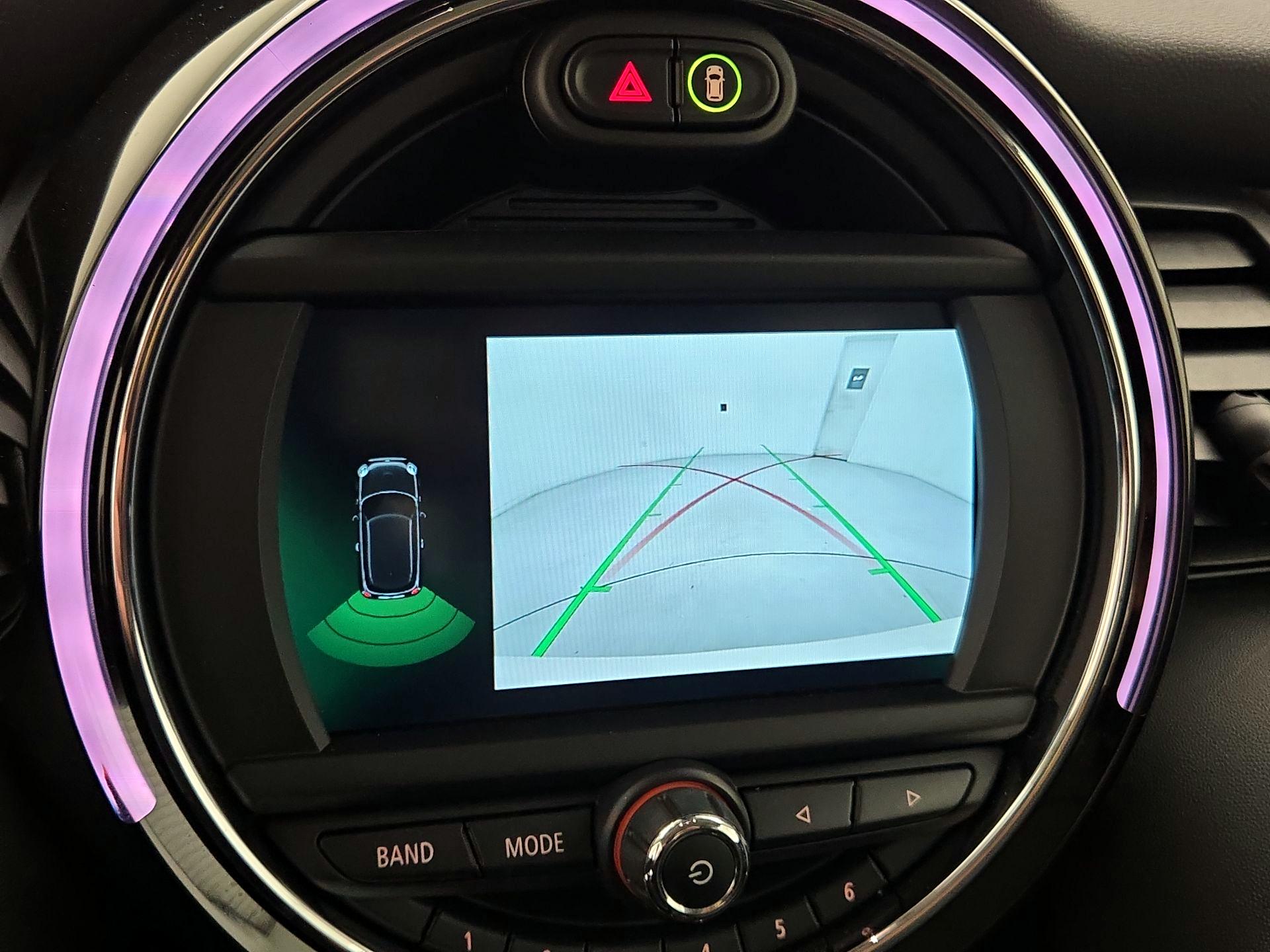 Thumbnail: 2021 MINI Cooper Hardtop - 14