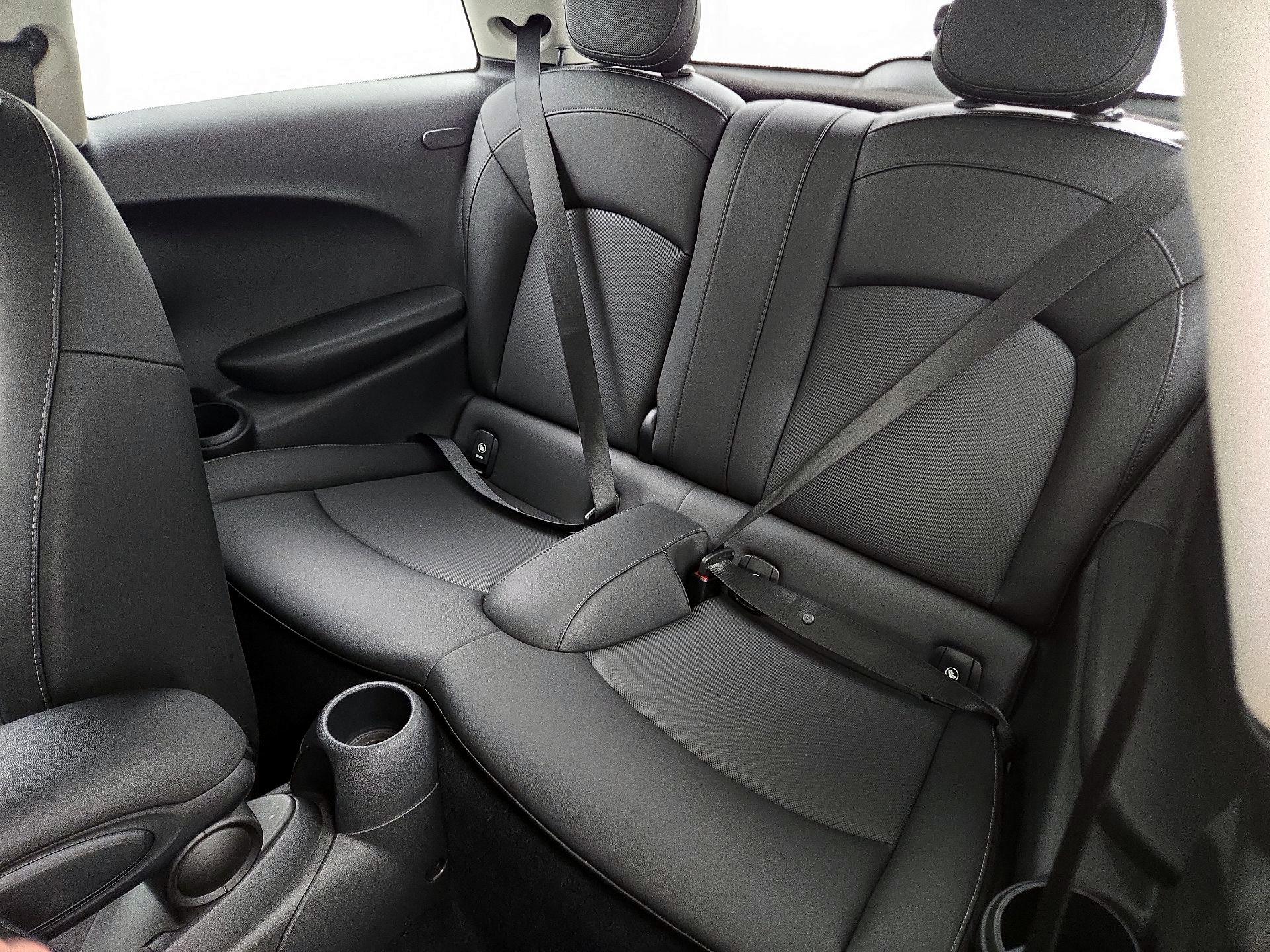 Thumbnail: 2021 MINI Cooper Hardtop - 19