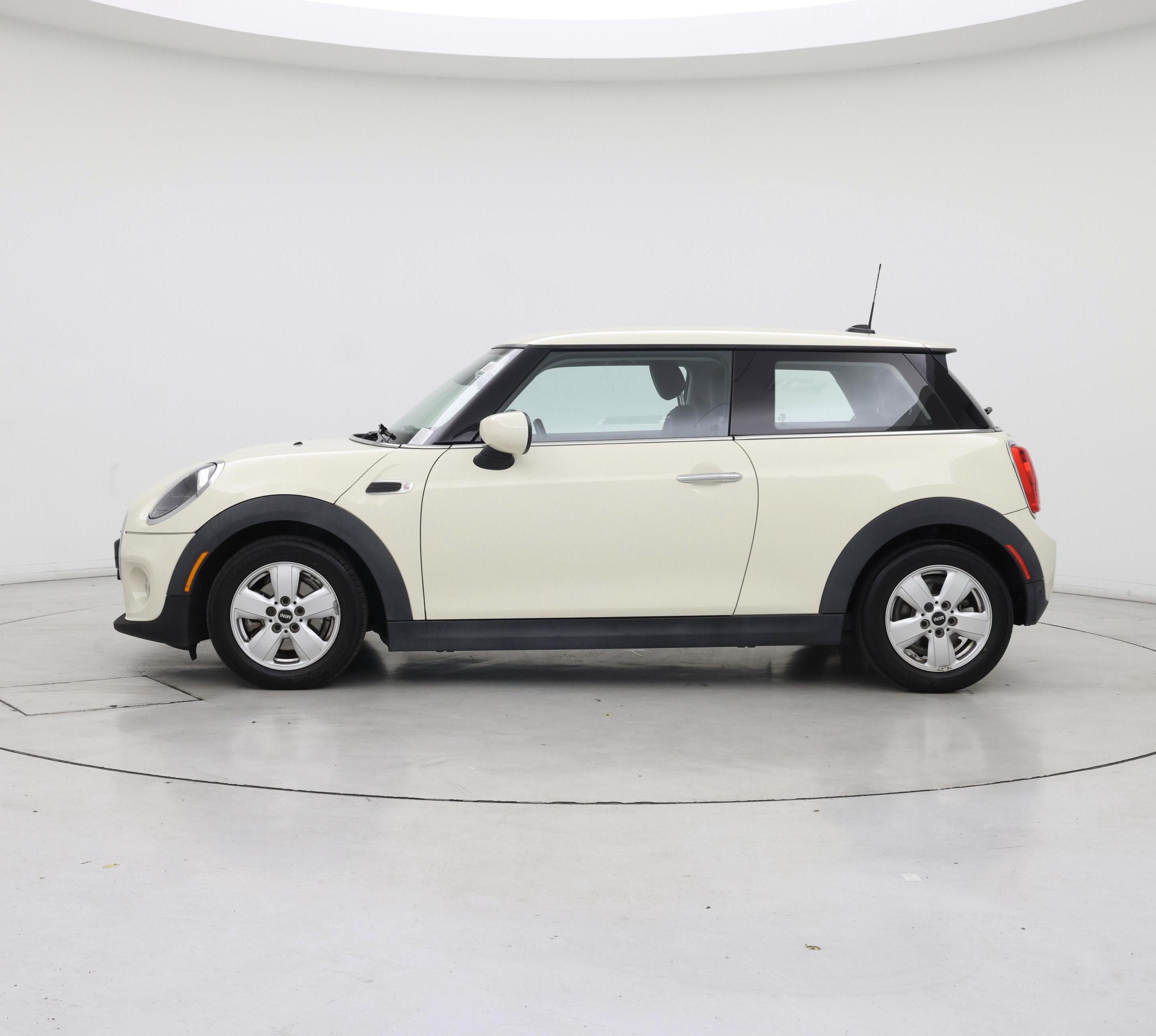 Thumbnail: 2021 MINI Cooper Hardtop - 3