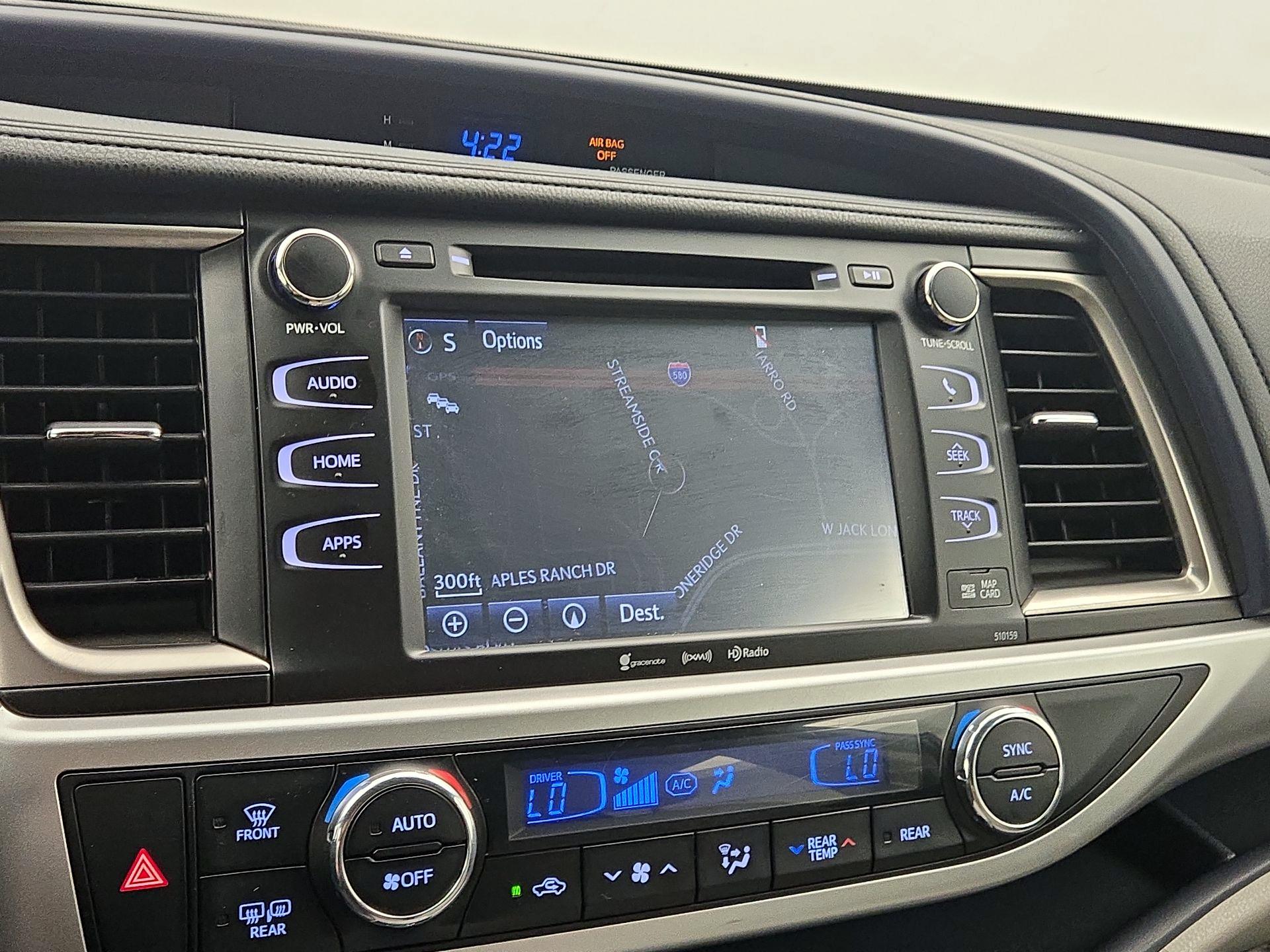 Thumbnail: 2016 Toyota Highlander - 14