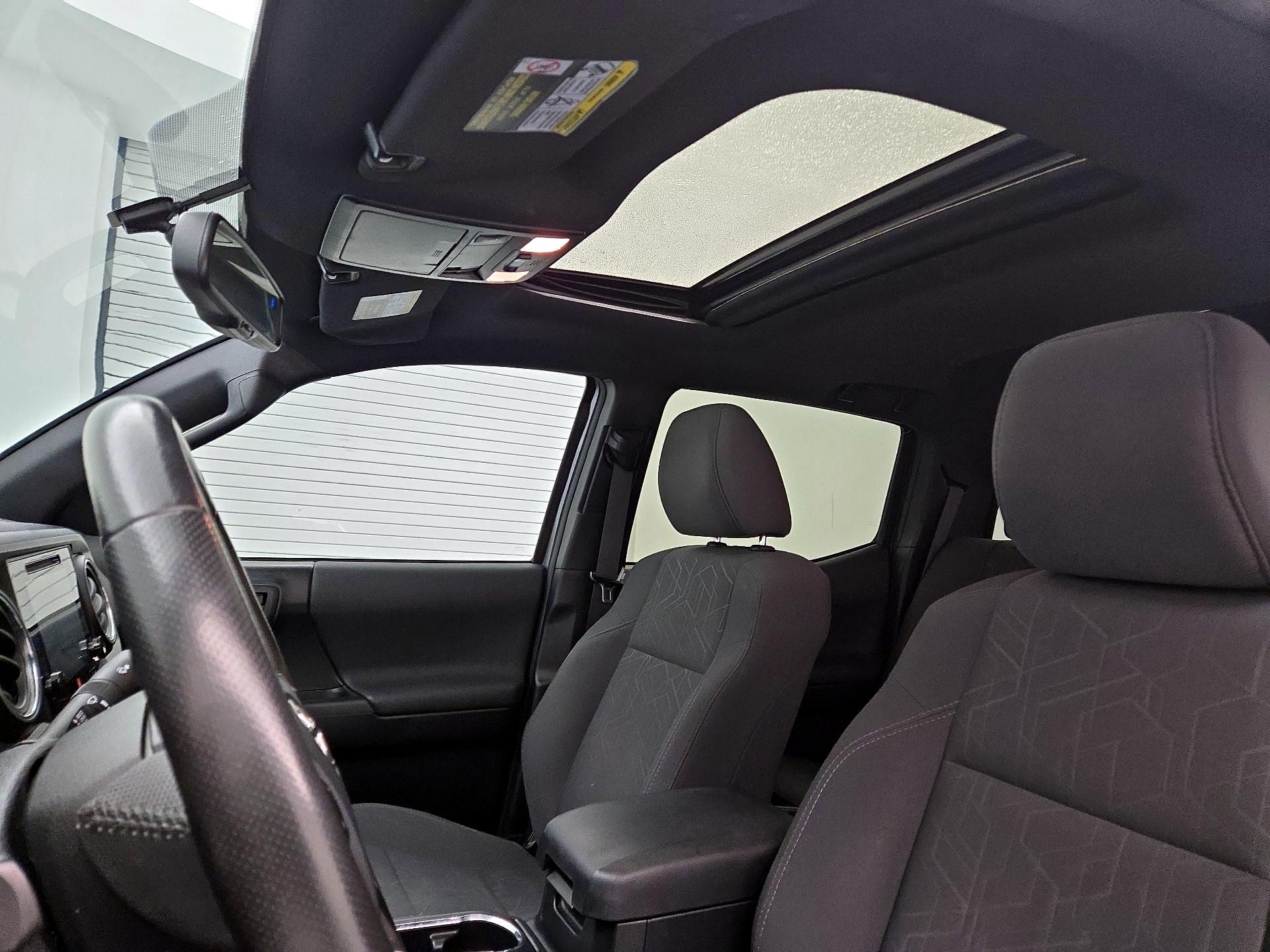 Thumbnail: 2017 Toyota Tacoma - 19