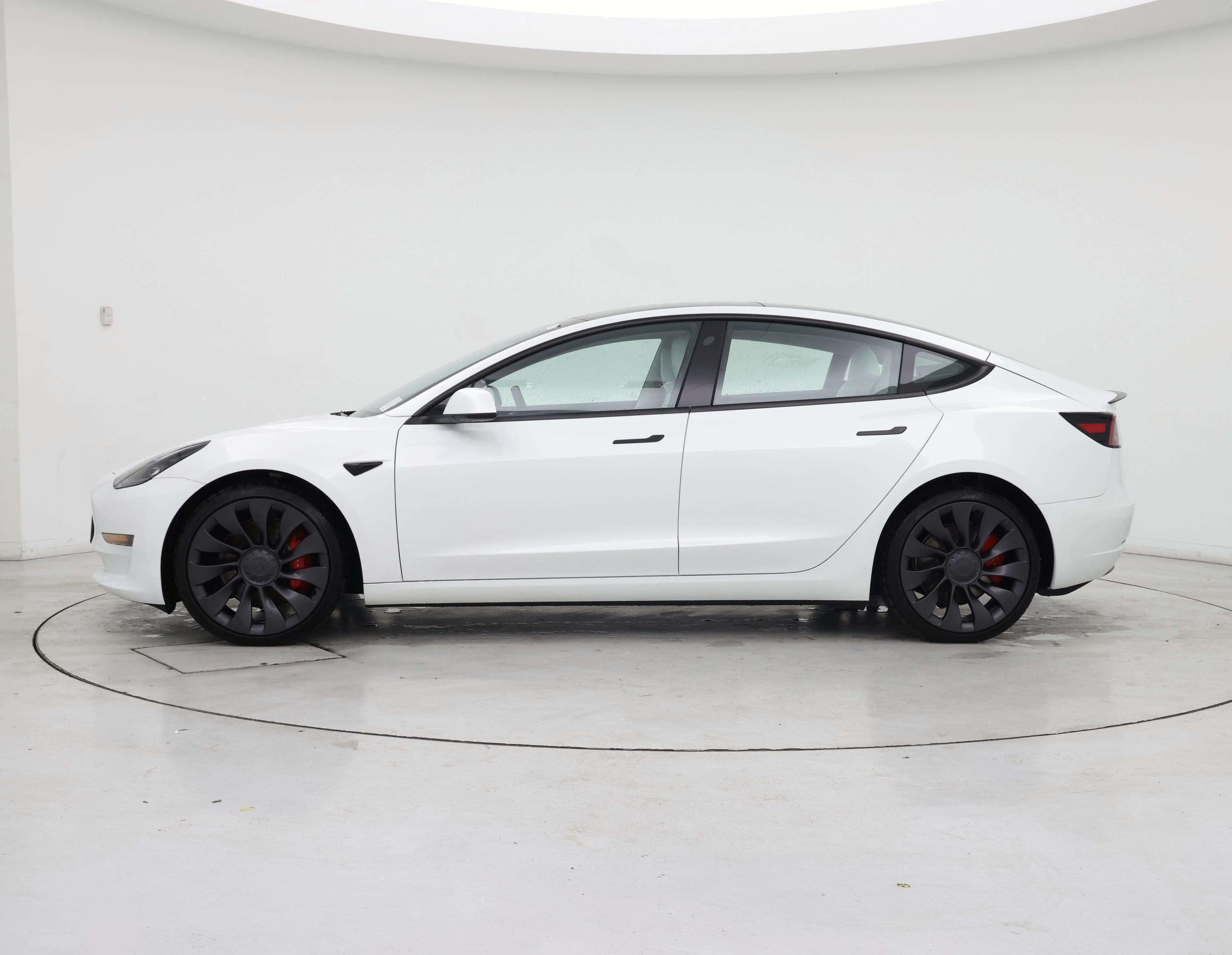 Thumbnail: 2023 Tesla Model 3 - 3