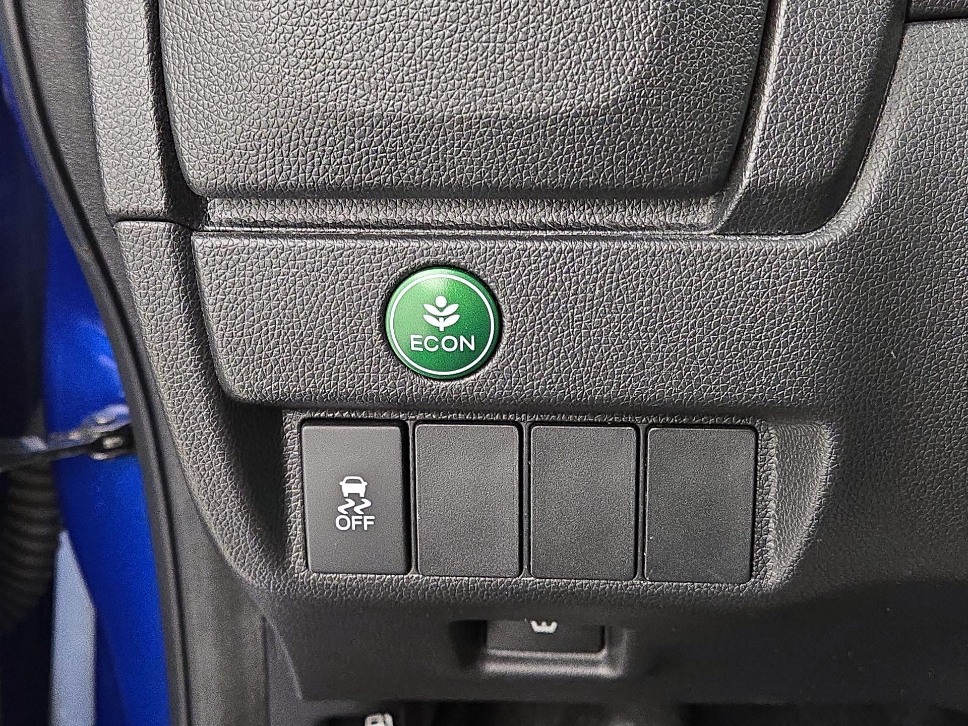 Thumbnail: 2015 Honda Fit - 13