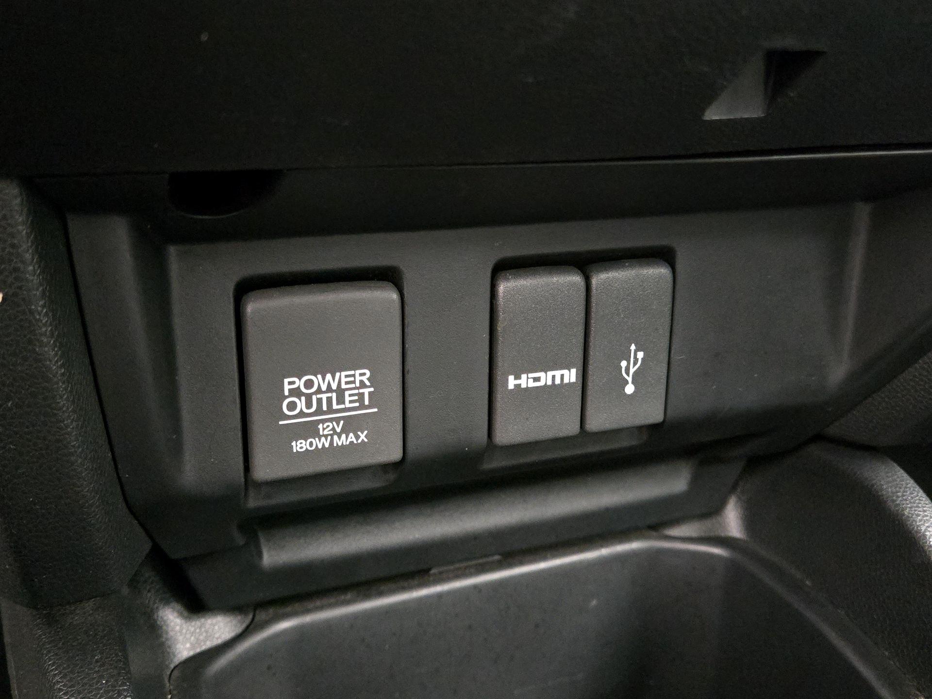 Thumbnail: 2015 Honda Fit - 18