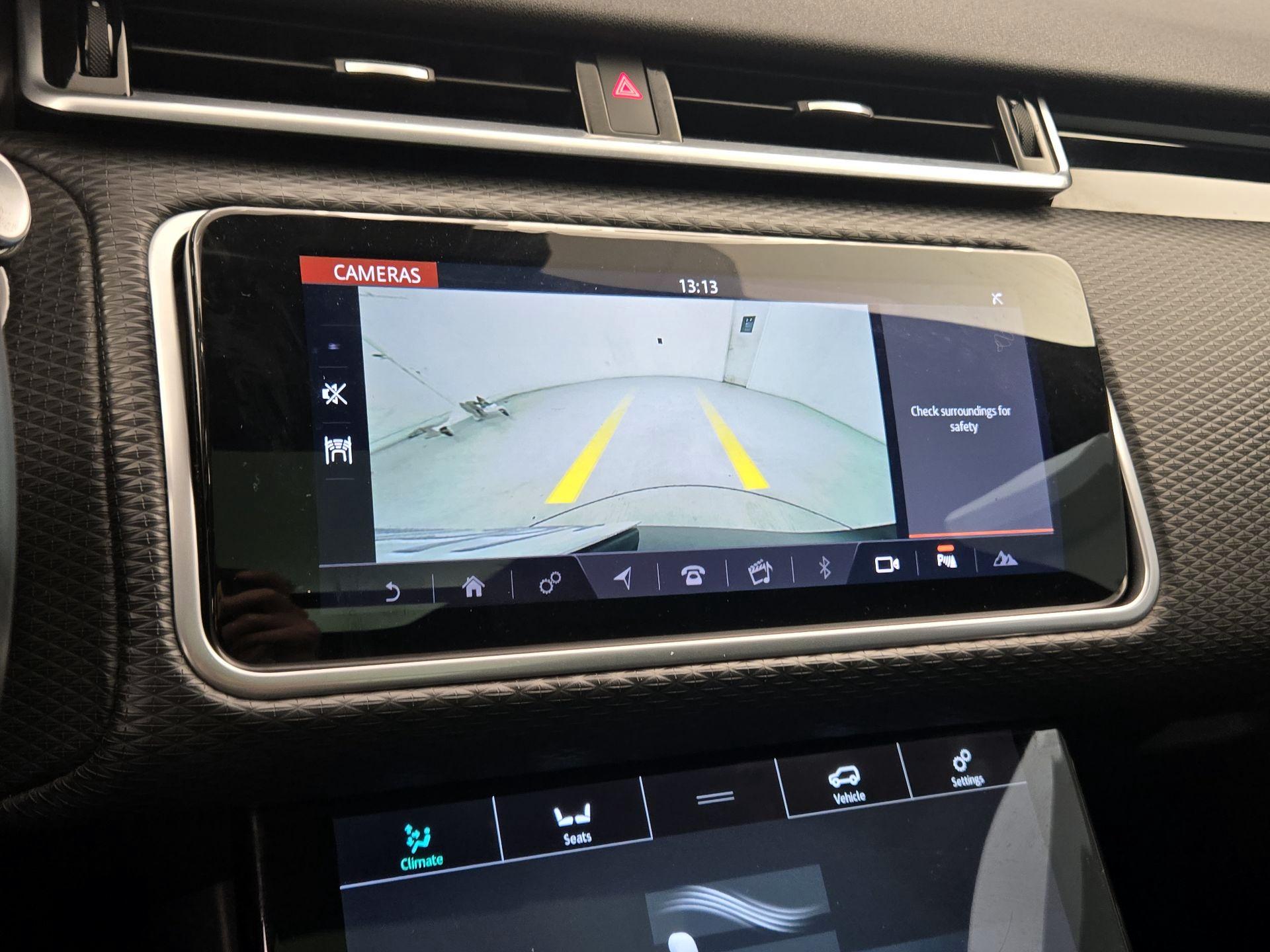 Thumbnail: 2018 Land Rover Range Rover Velar - 15