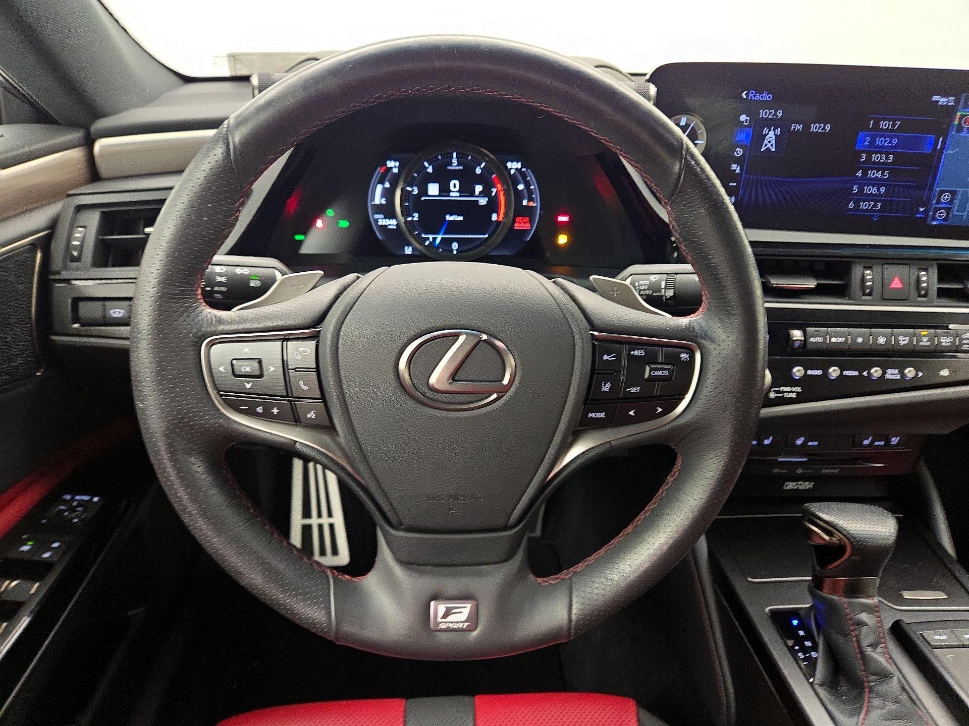 Thumbnail: 2022 Lexus ES - 10