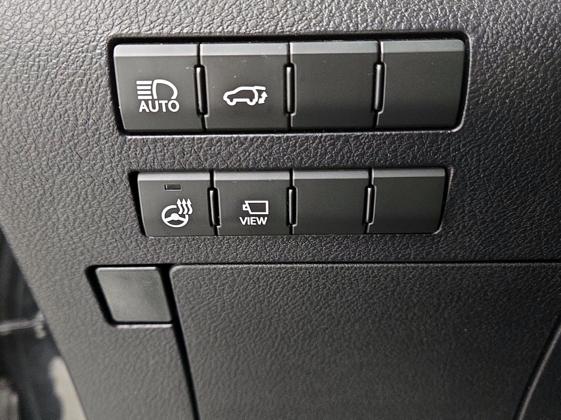 Thumbnail: 2021 Lexus RX - 13