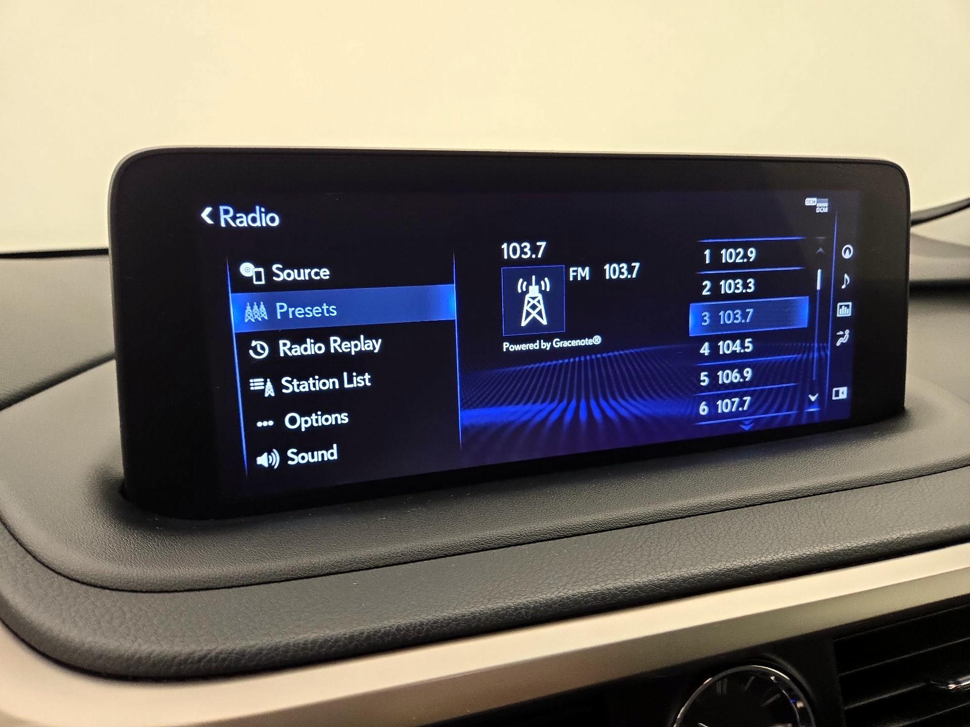 Thumbnail: 2021 Lexus RX - 16