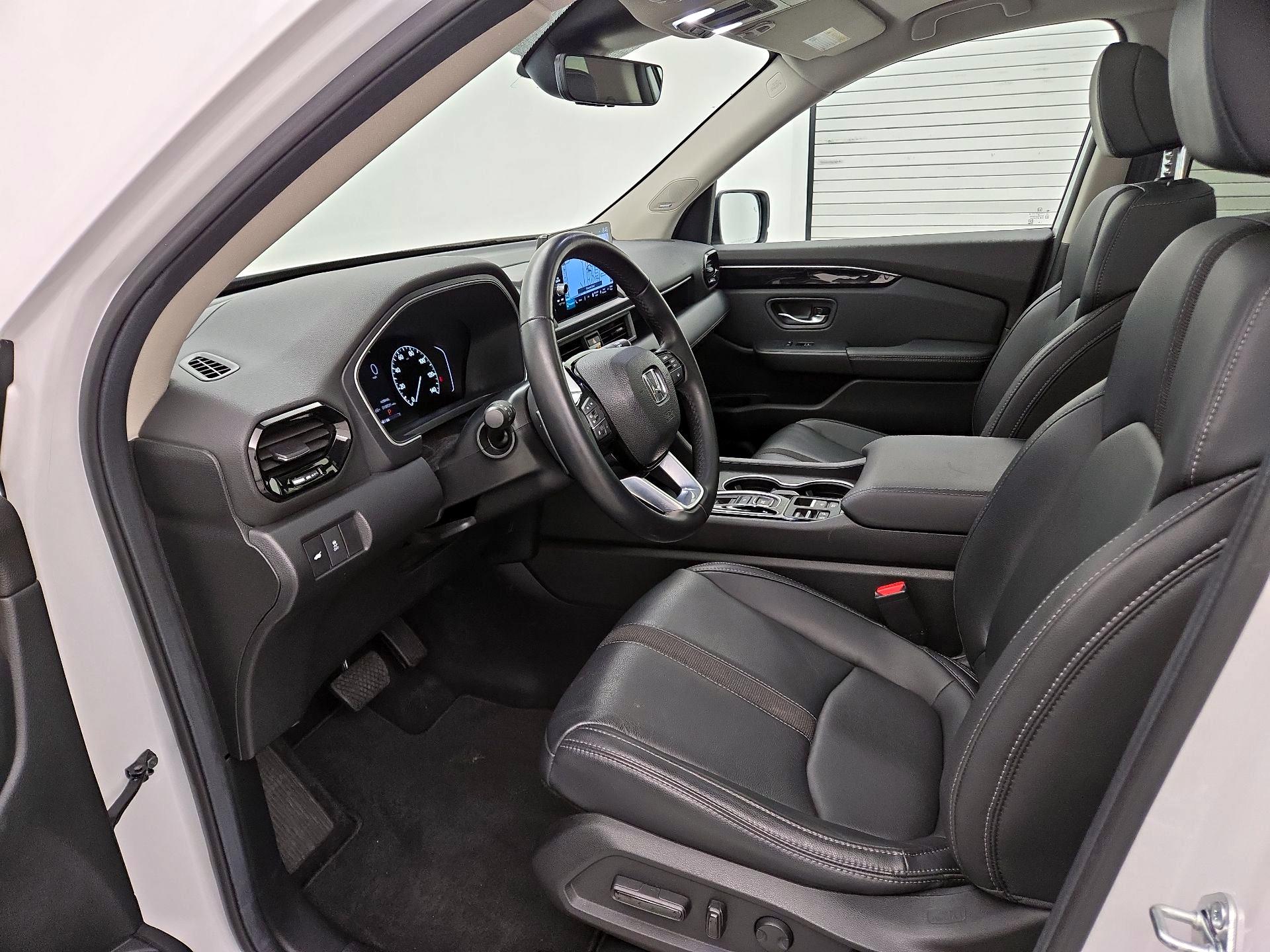 Thumbnail: 2025 Honda Pilot - 11