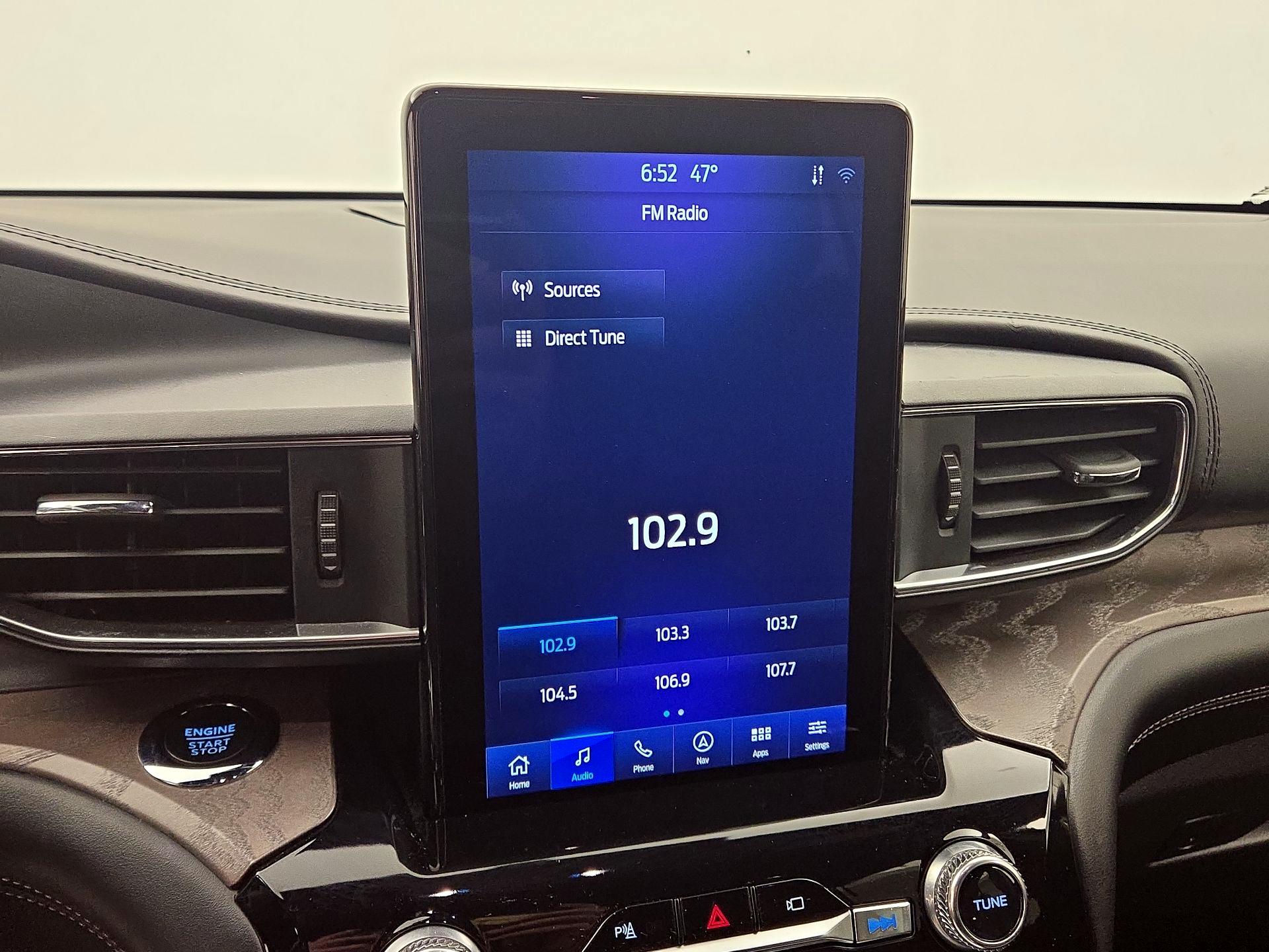 Thumbnail: 2023 Ford Explorer - 16