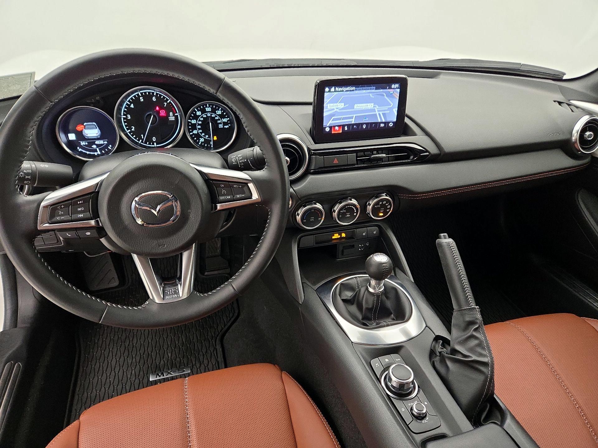 Thumbnail: 2022 Mazda MX-5 Miata - 9