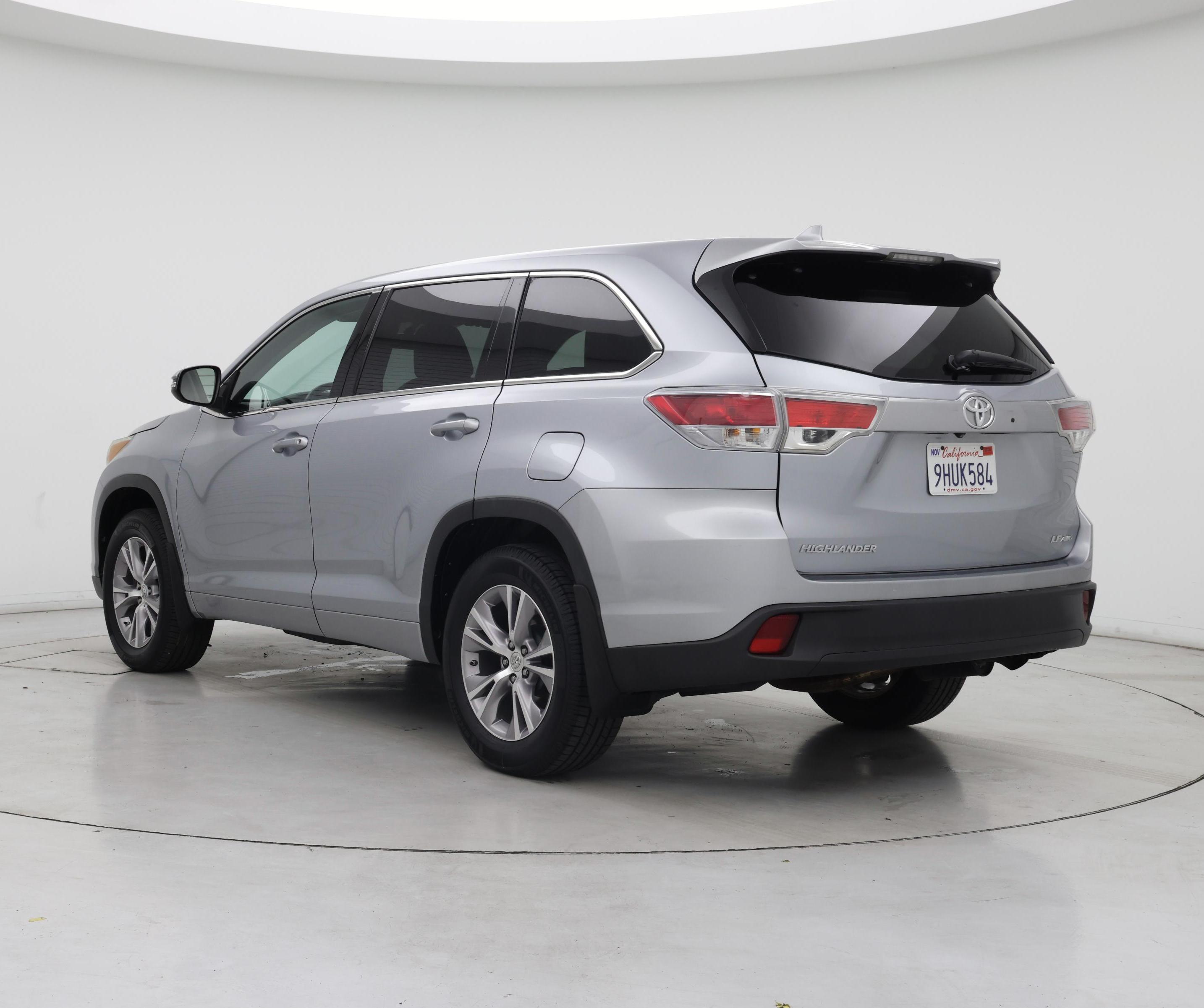 Thumbnail: 2015 Toyota Highlander - 2