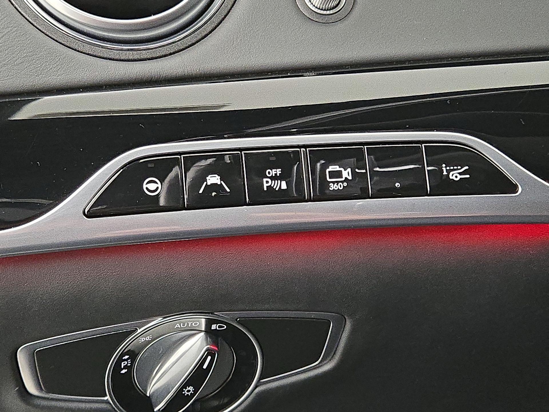 Thumbnail: 2017 Mercedes-Benz S-Class - 13