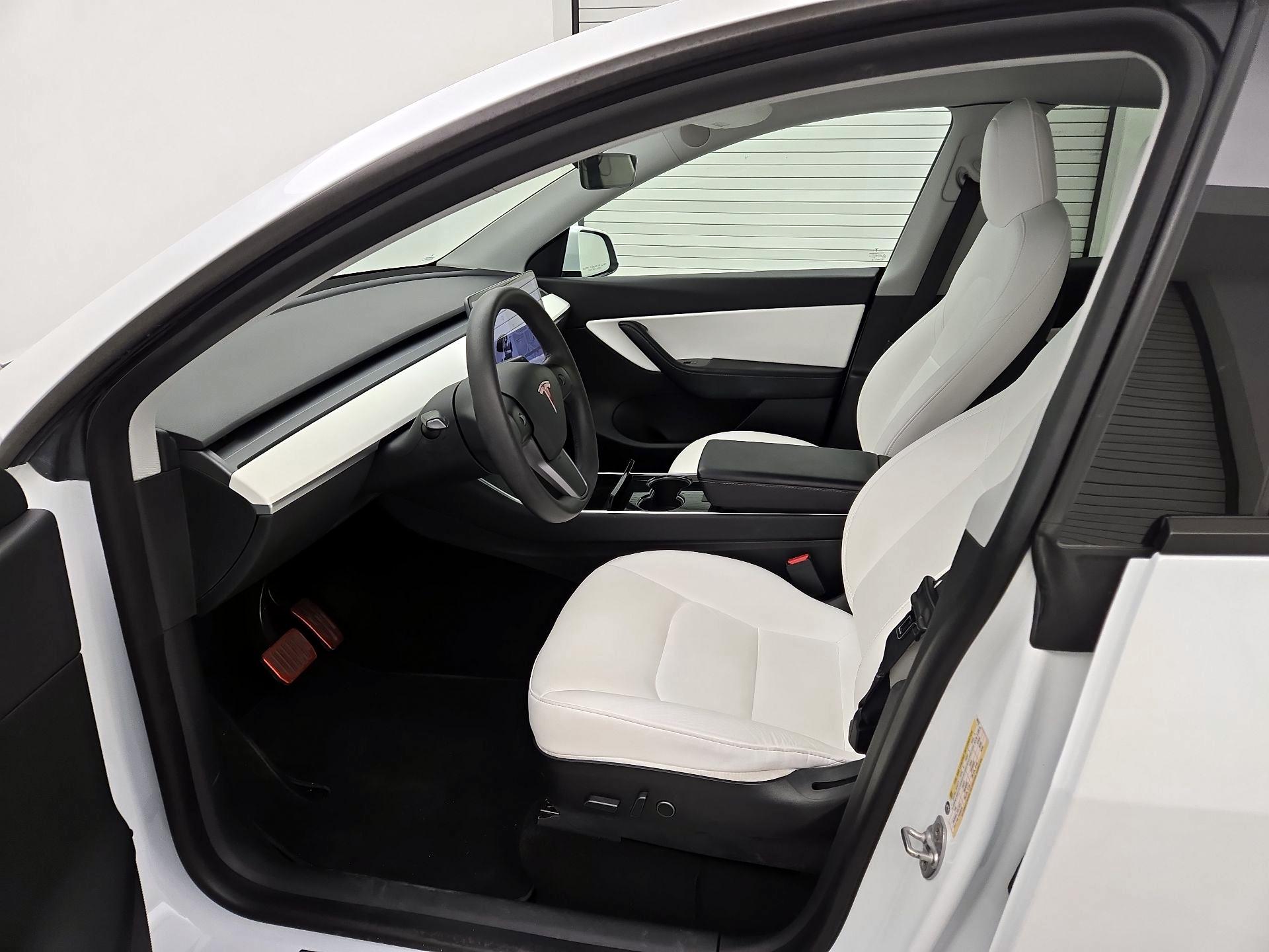 Thumbnail: 2021 Tesla Model Y - 11