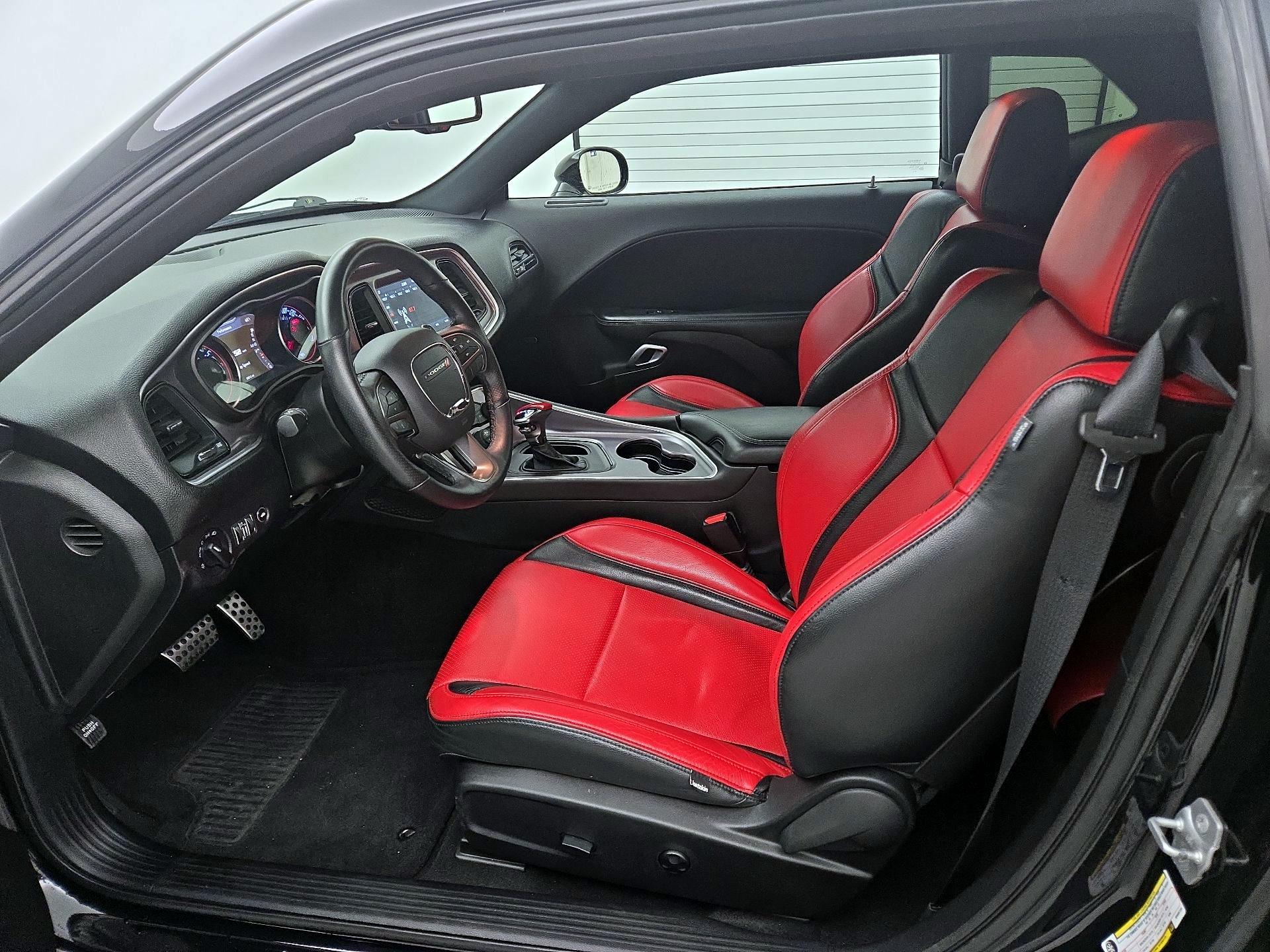 Thumbnail: 2019 Dodge Challenger - 11