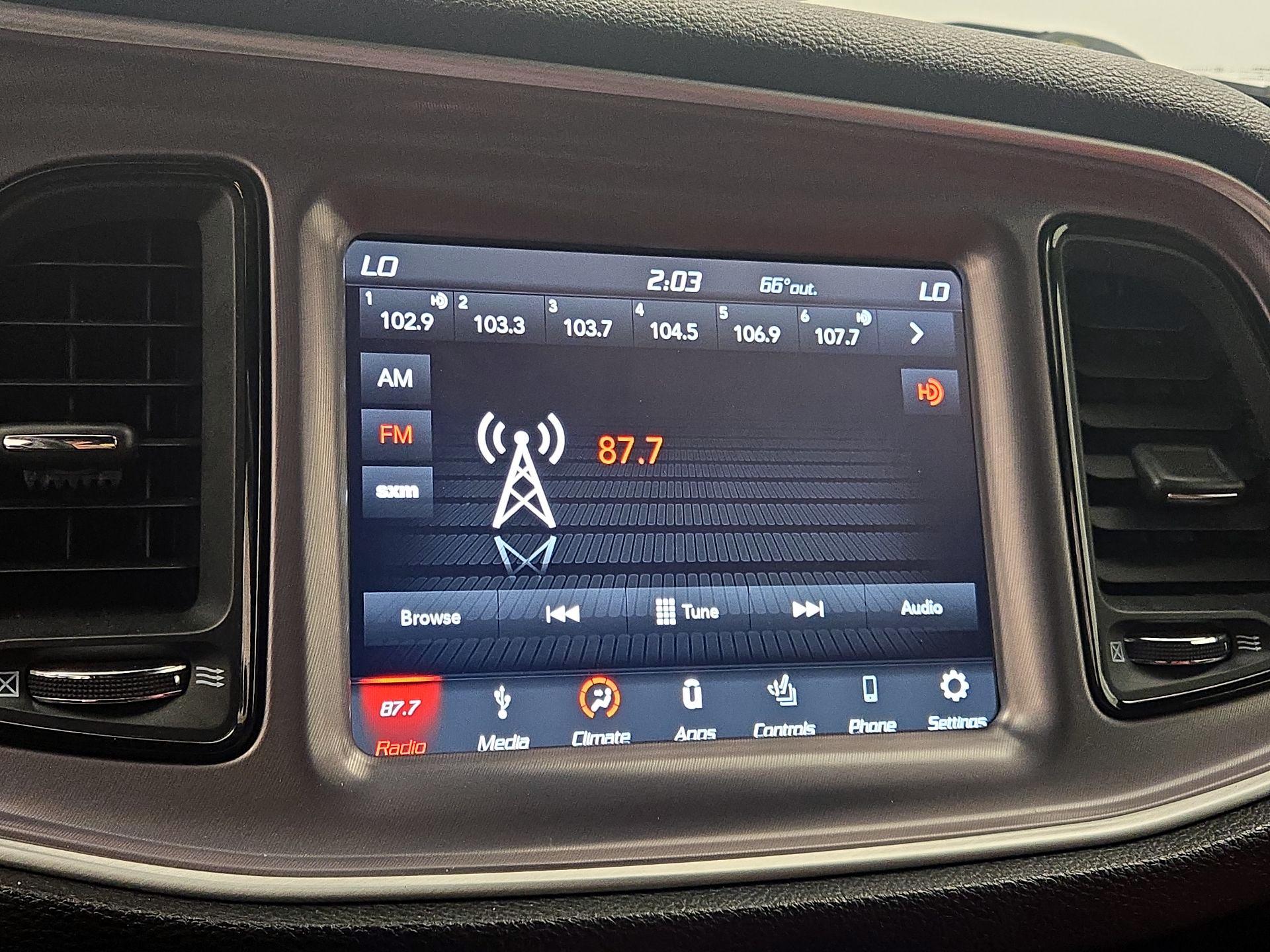 Thumbnail: 2019 Dodge Challenger - 15