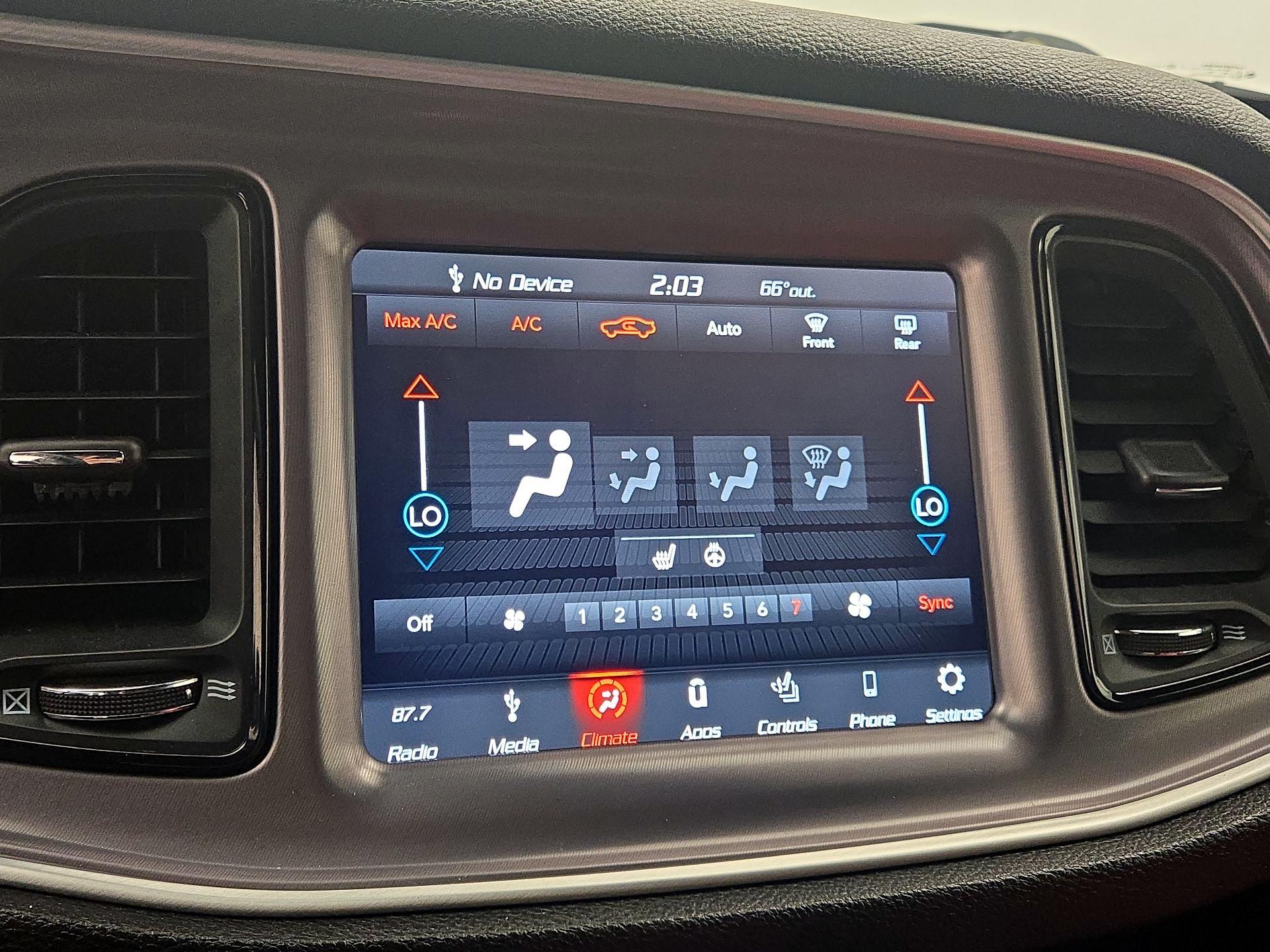 Thumbnail: 2019 Dodge Challenger - 16