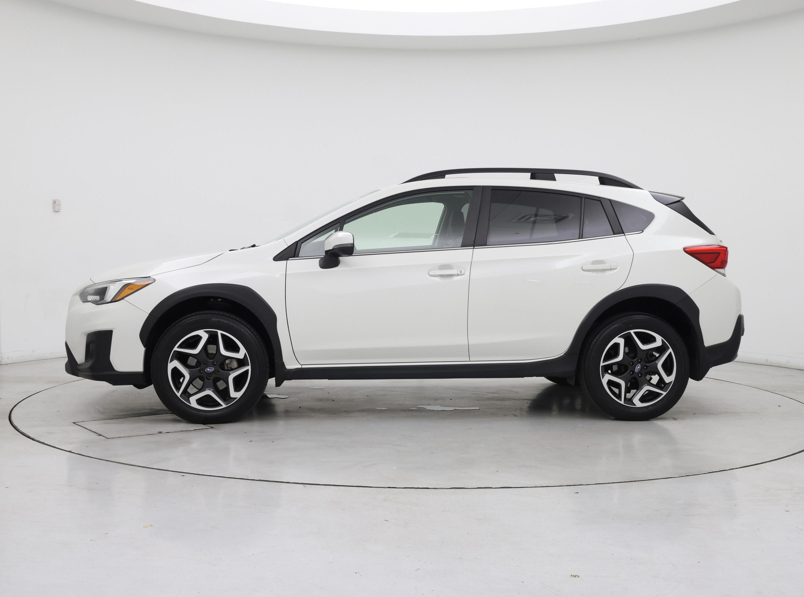 Thumbnail: 2019 Subaru Crosstrek - 3