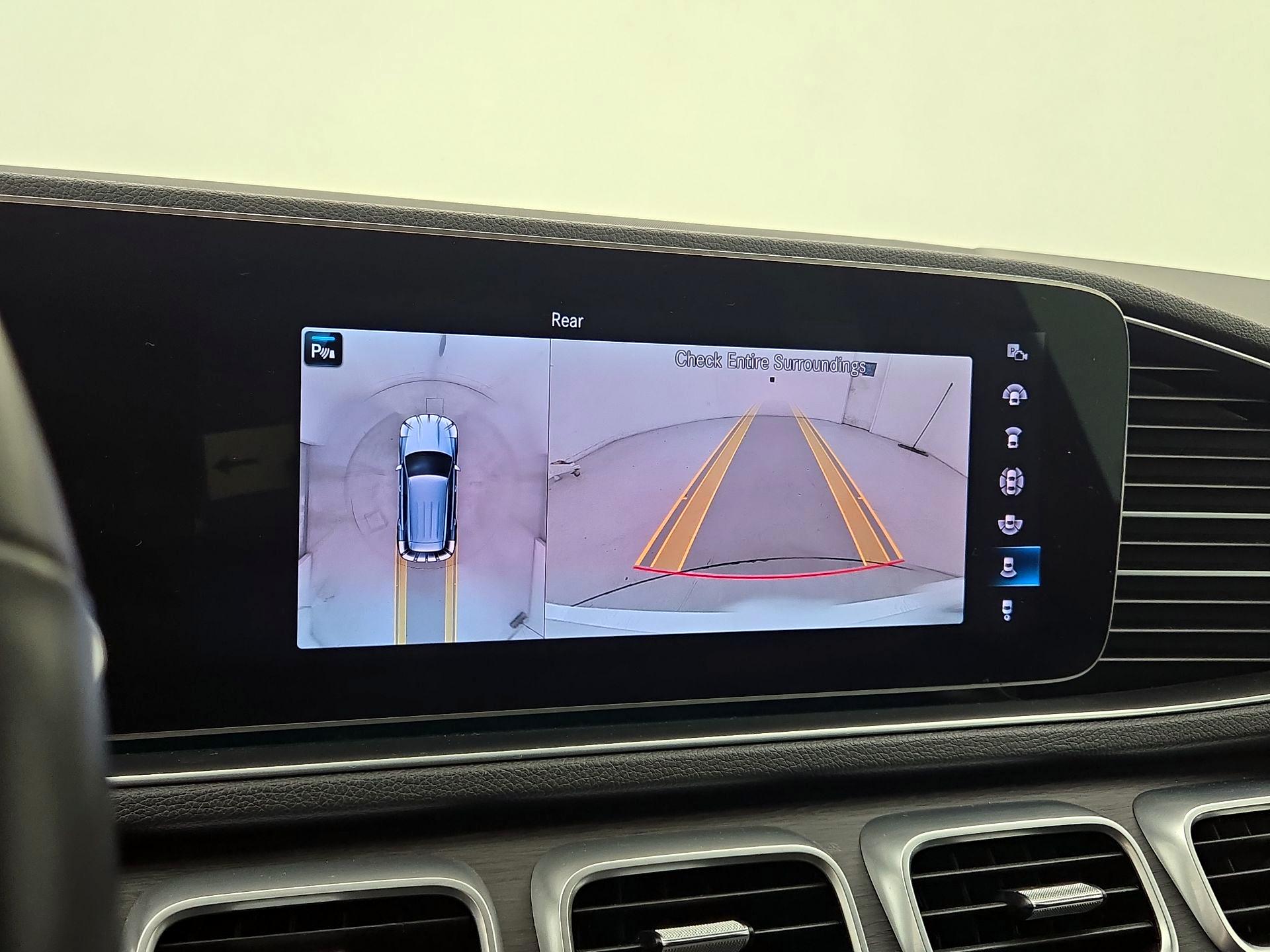 Thumbnail: 2021 Mercedes-Benz GLE - 15