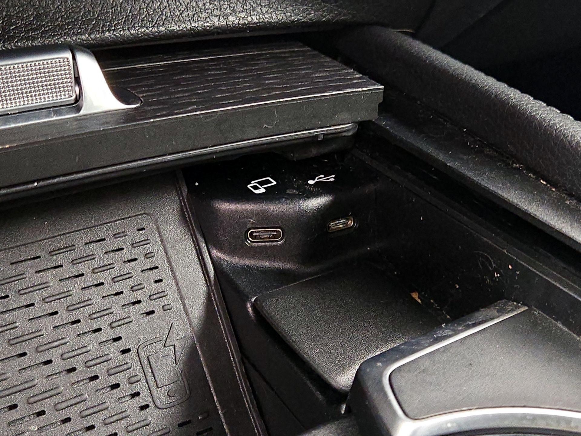 Thumbnail: 2021 Mercedes-Benz GLE - 19