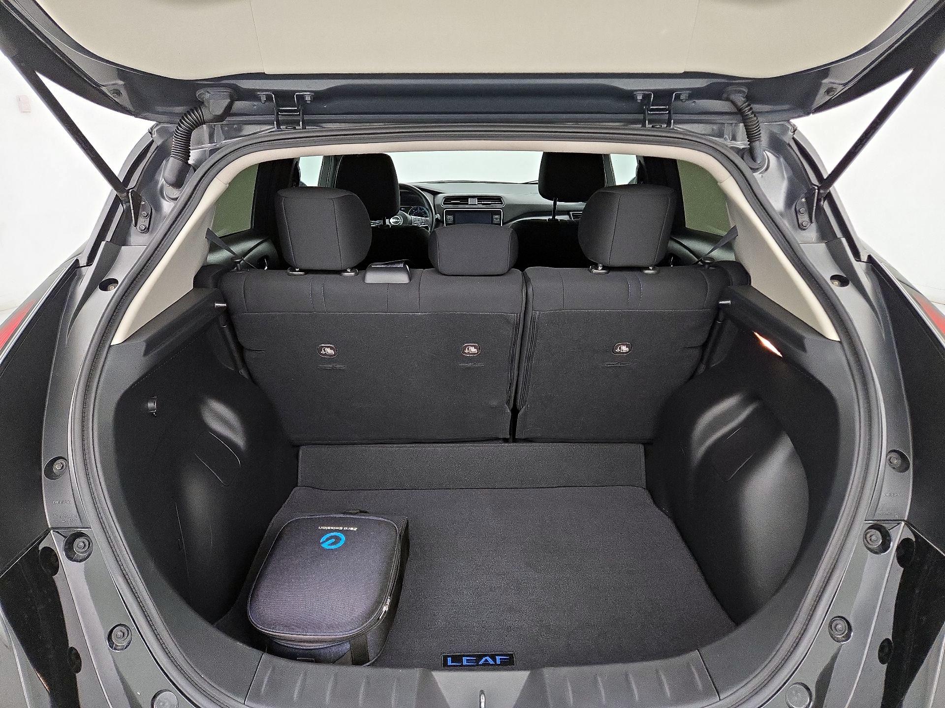 Thumbnail: 2023 Nissan Leaf - 20